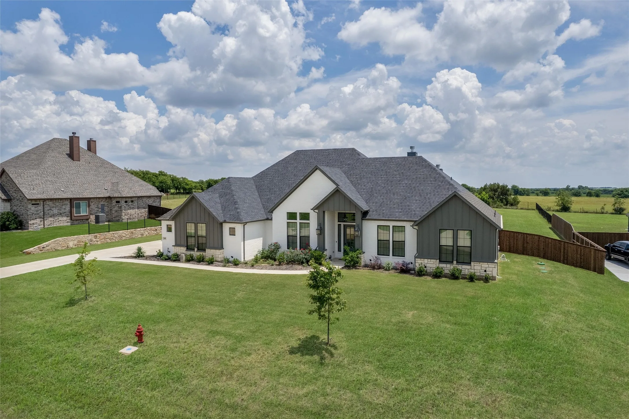 Single Family Residence For Sale in Ellis County , 410 Dove Meadow Trail, Waxahachie, Texas 75167, 4 Bedroom, 3 Bathroom, 3 Garage spaces, 3,047 Sqft, built in 2024, mls#21282083, Real Estate Agent in Waxahachie, Homes For Sale in Ellis county, Homes For Sale in Waxahachie, Realtor in Waxahachie Texas, Real Estate Brokerage Independent Realty Texas, Luminita Cordes Realtor