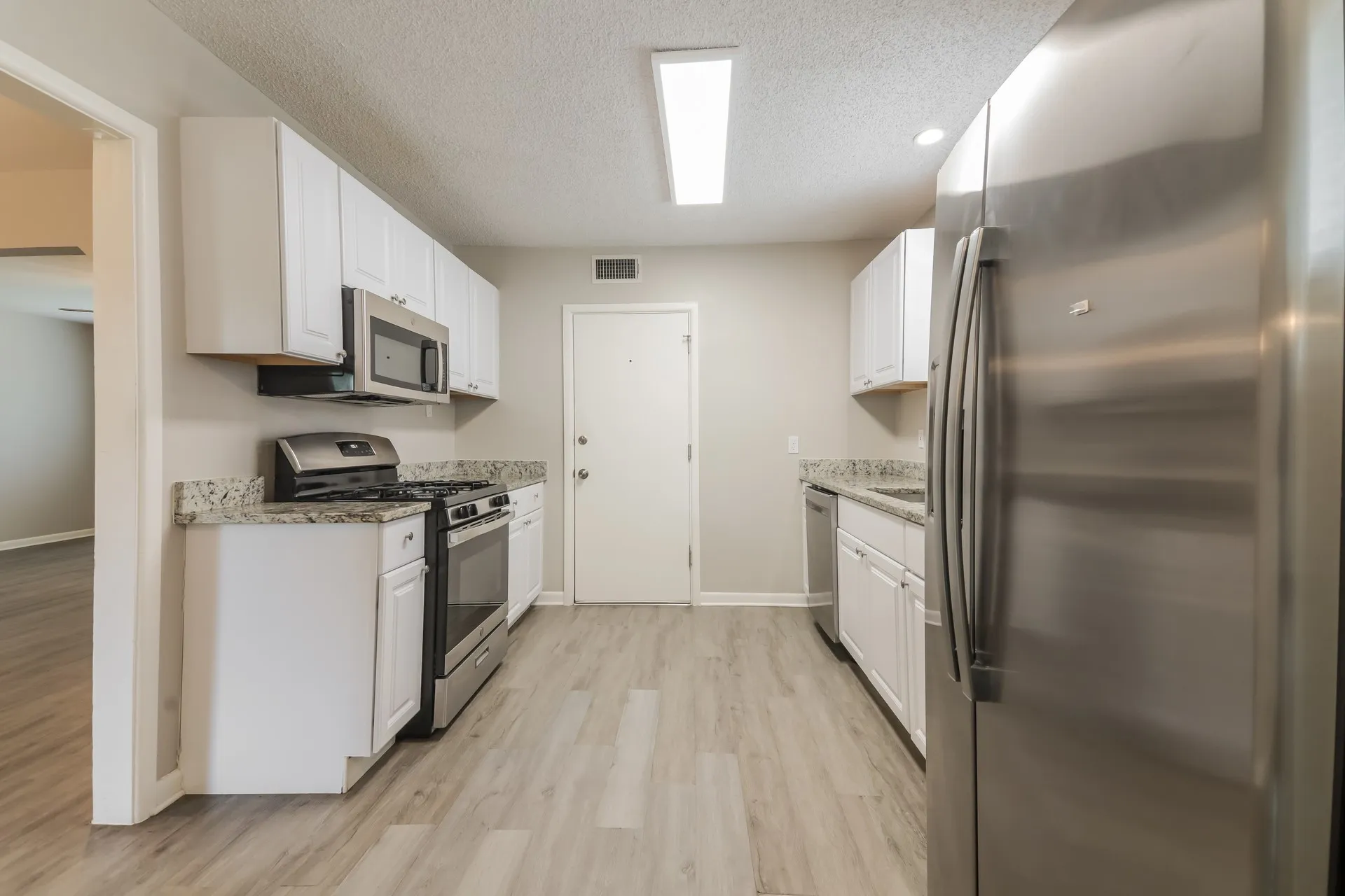 Single Family Residence For Sale in Dallas County , 7431 Piedmont Drive, Dallas, Texas 75227, 3 Bedroom, 1 Bathroom, 1 Garage spaces, 1,469 Sqft, built in 1953, mls#21275318, Real Estate Agent in Dallas, Homes For Sale in Dallas county, Homes For Sale in Dallas, Realtor in Dallas Texas, Real Estate Brokerage Independent Realty Texas, Luminita Cordes Realtor