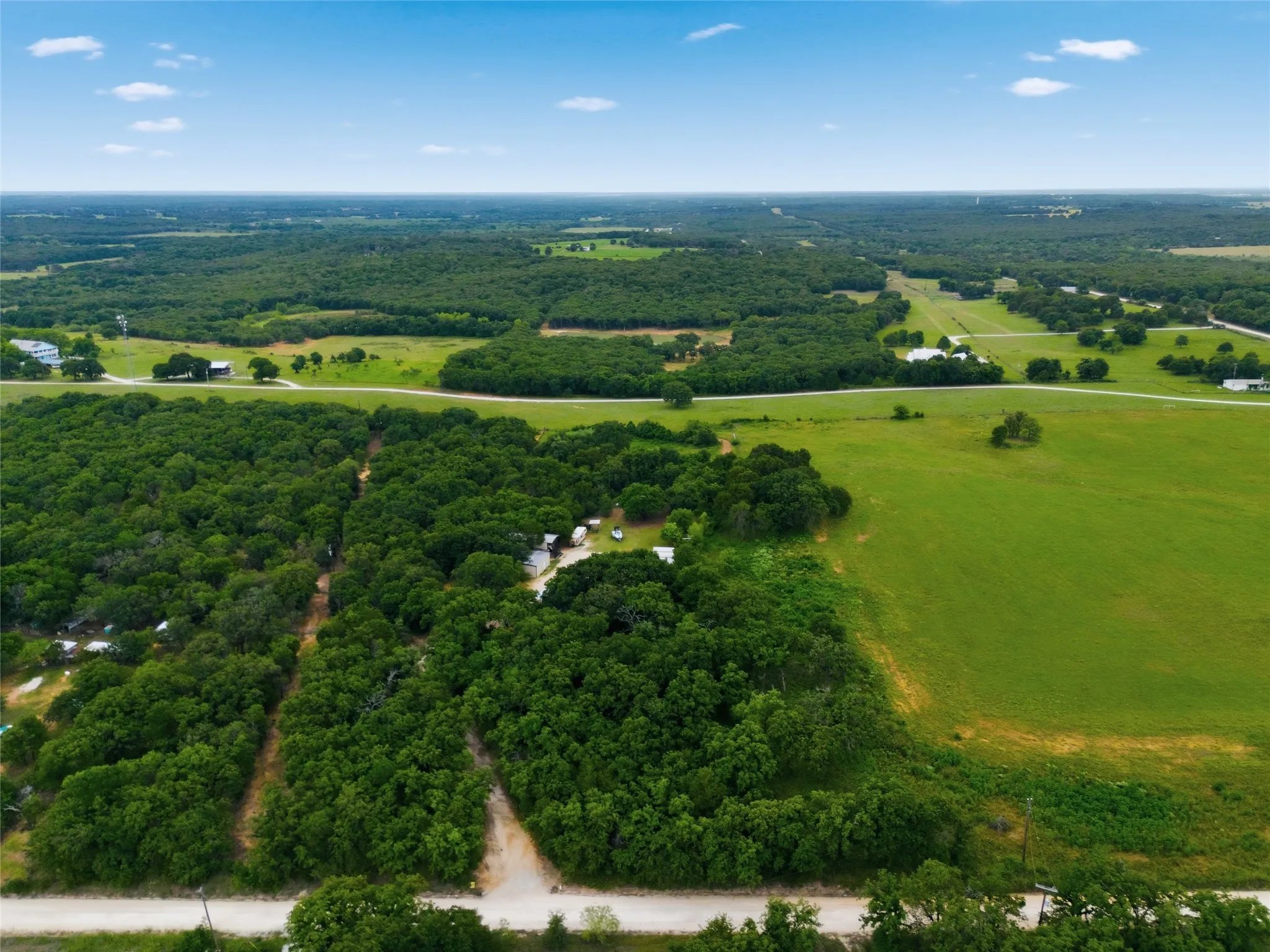Mobile Home For Sale in Hill County , 154 HCR 1217, Blum, Texas 76627, 3 Bedroom, 2 Bathroom, Garage spaces, 1,280 Sqft, built in 1999, mls#21273676, Real Estate Agent in Blum, Homes For Sale in Hill county, Homes For Sale in Blum, Realtor in Blum Texas, Real Estate Brokerage Independent Realty Texas, Luminita Cordes Realtor