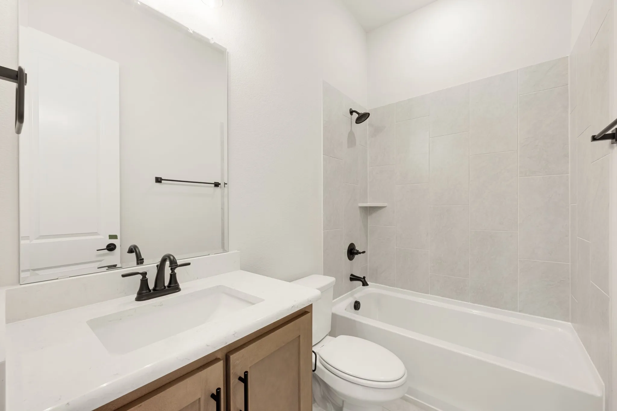 Single Family Residence For Sale in Denton County , 1004 Goldenrod Drive, Justin, Texas 76247, 3 Bedroom, 3 Bathroom, 2 Garage spaces, 2,521 Sqft, built in 2026, mls#21282788, Real Estate Agent in Justin, Homes For Sale in Denton county, Homes For Sale in Justin, Realtor in Justin Texas, Real Estate Brokerage Independent Realty Texas, Luminita Cordes Realtor