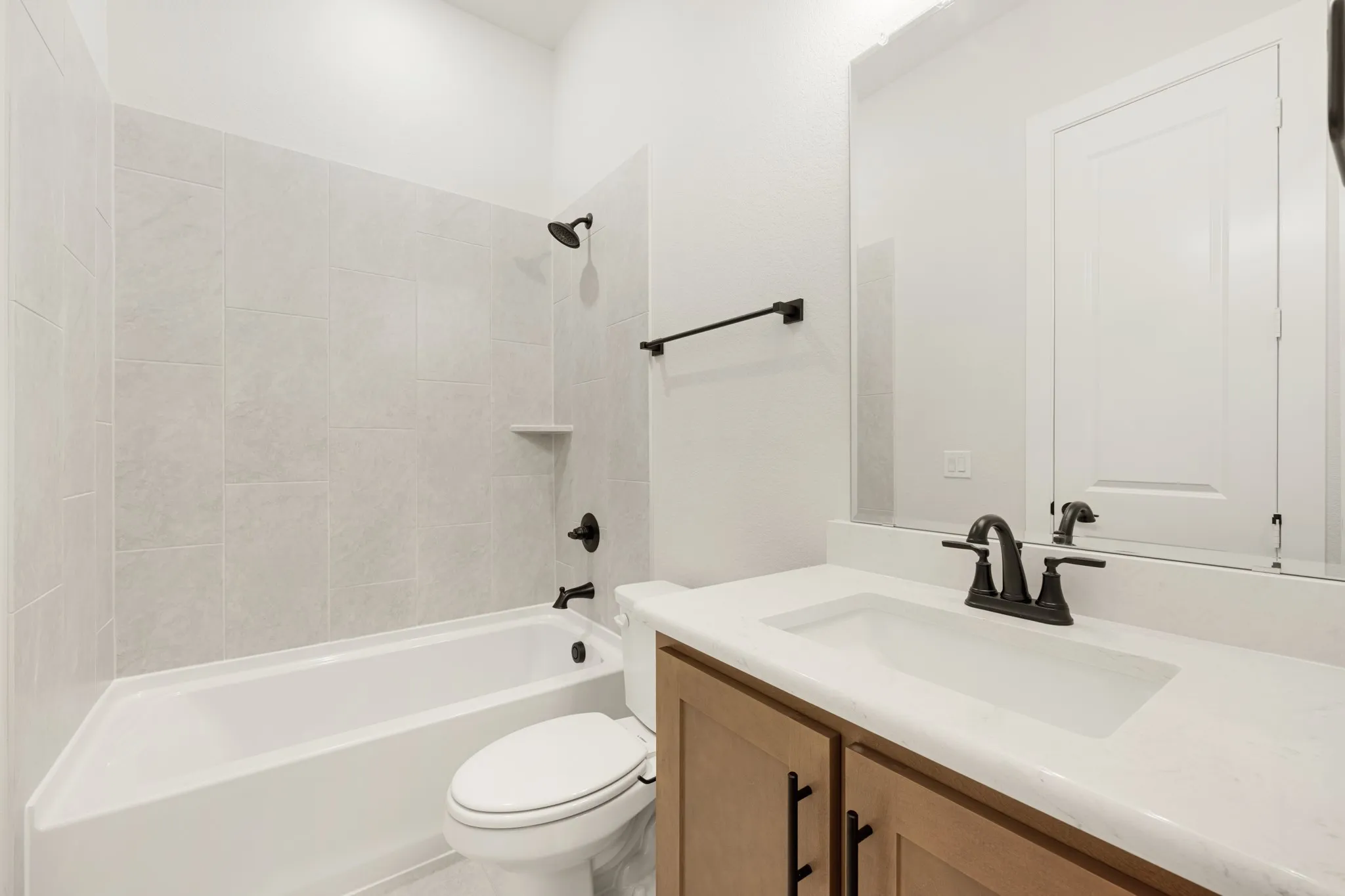 Single Family Residence For Sale in Denton County , 1004 Goldenrod Drive, Justin, Texas 76247, 3 Bedroom, 3 Bathroom, 2 Garage spaces, 2,521 Sqft, built in 2026, mls#21282788, Real Estate Agent in Justin, Homes For Sale in Denton county, Homes For Sale in Justin, Realtor in Justin Texas, Real Estate Brokerage Independent Realty Texas, Luminita Cordes Realtor