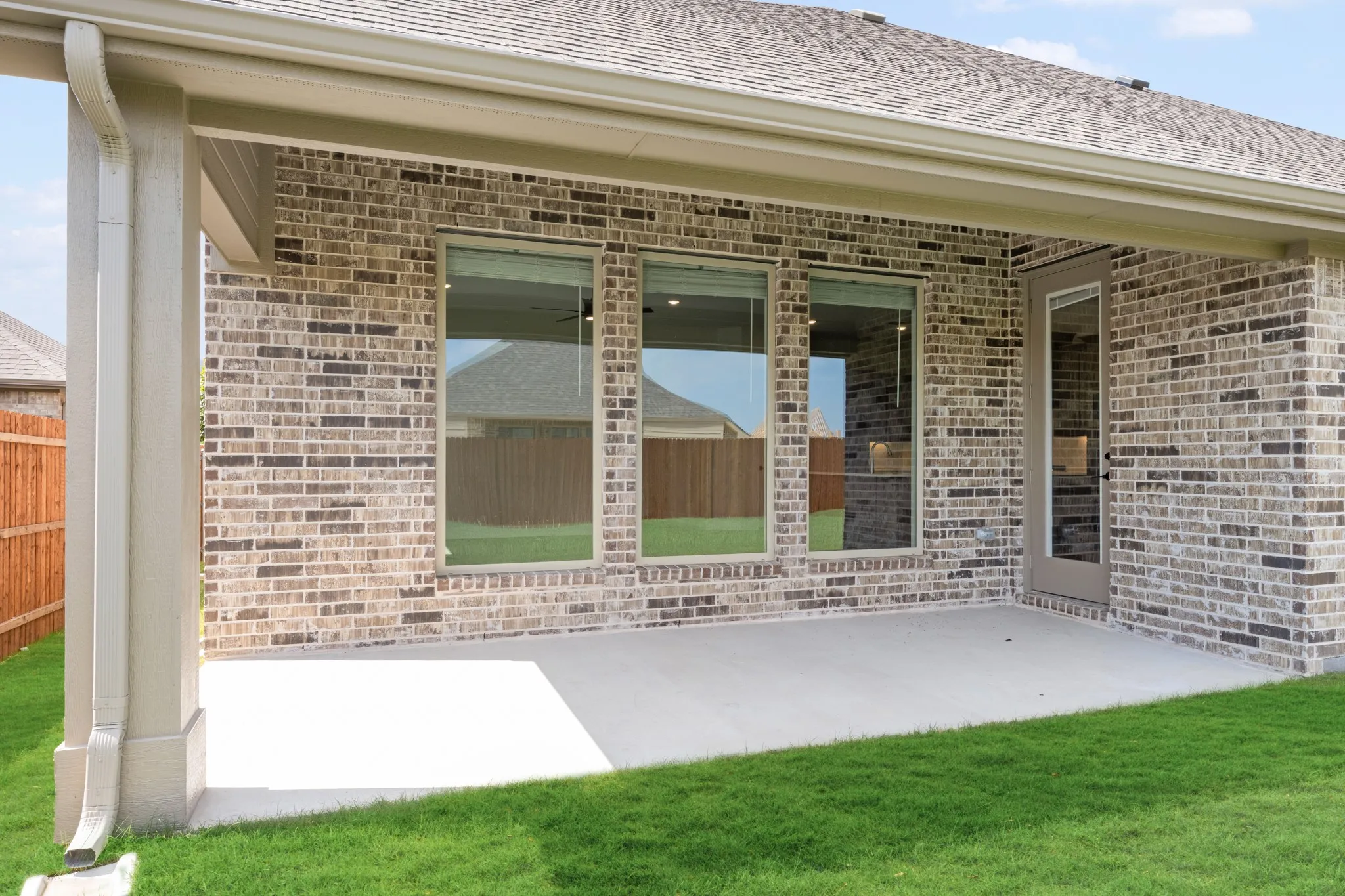 Single Family Residence For Sale in Denton County , 1004 Goldenrod Drive, Justin, Texas 76247, 3 Bedroom, 3 Bathroom, 2 Garage spaces, 2,521 Sqft, built in 2026, mls#21282788, Real Estate Agent in Justin, Homes For Sale in Denton county, Homes For Sale in Justin, Realtor in Justin Texas, Real Estate Brokerage Independent Realty Texas, Luminita Cordes Realtor