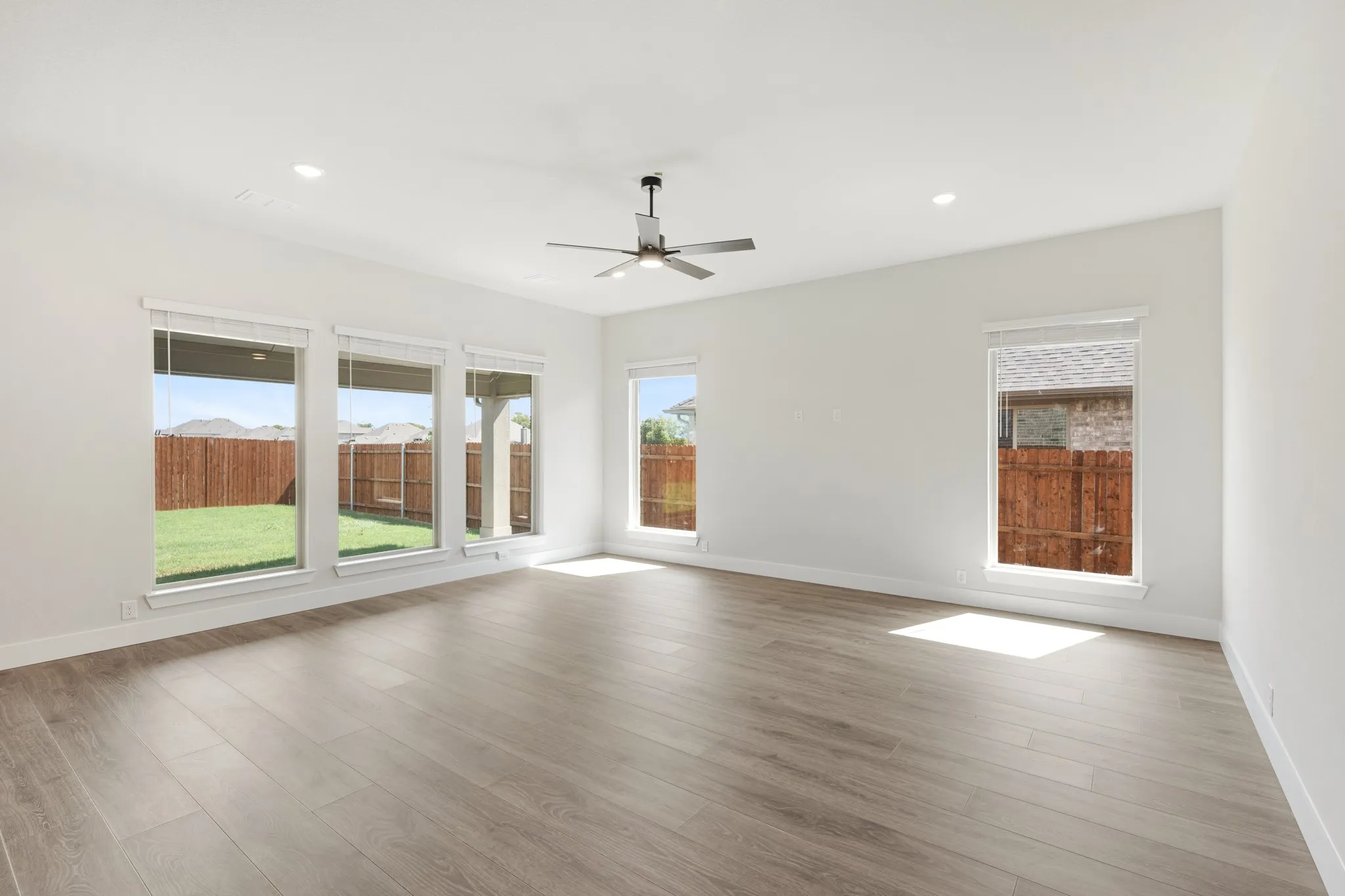 Single Family Residence For Sale in Denton County , 1004 Goldenrod Drive, Justin, Texas 76247, 3 Bedroom, 3 Bathroom, 2 Garage spaces, 2,521 Sqft, built in 2026, mls#21282788, Real Estate Agent in Justin, Homes For Sale in Denton county, Homes For Sale in Justin, Realtor in Justin Texas, Real Estate Brokerage Independent Realty Texas, Luminita Cordes Realtor