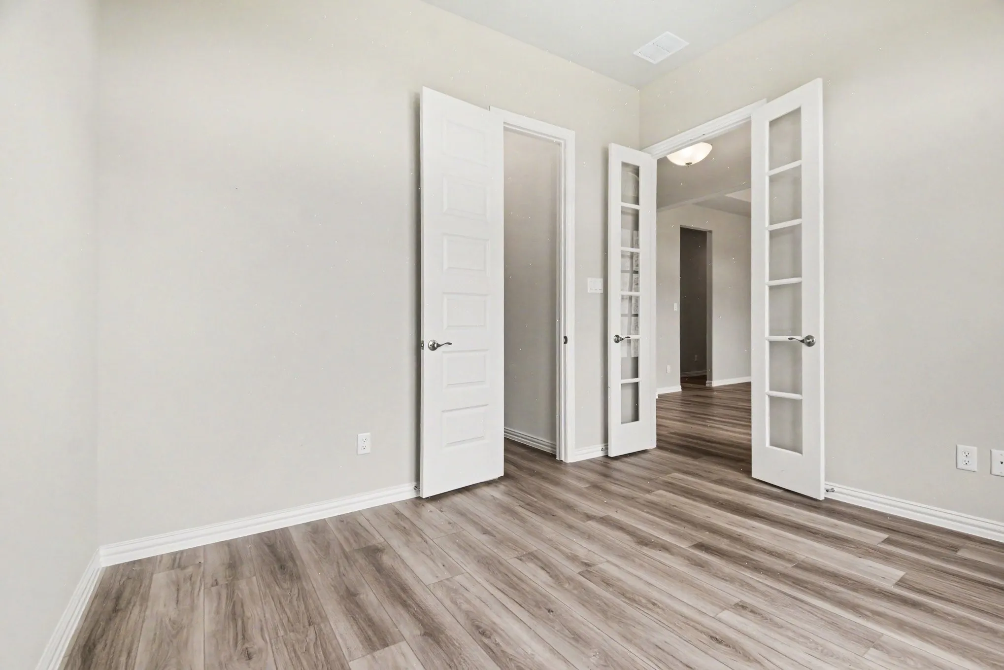 Single Family Residence For Sale in Dallas County , 1913 Barrix Lane, De Soto, Texas 75115, 4 Bedroom, 3 Bathroom, 2 Garage spaces, 2,572 Sqft, built in 2026, mls#21282794, Real Estate Agent in De Soto, Homes For Sale in Dallas county, Homes For Sale in De Soto, Realtor in De Soto Texas, Real Estate Brokerage Independent Realty Texas, Luminita Cordes Realtor