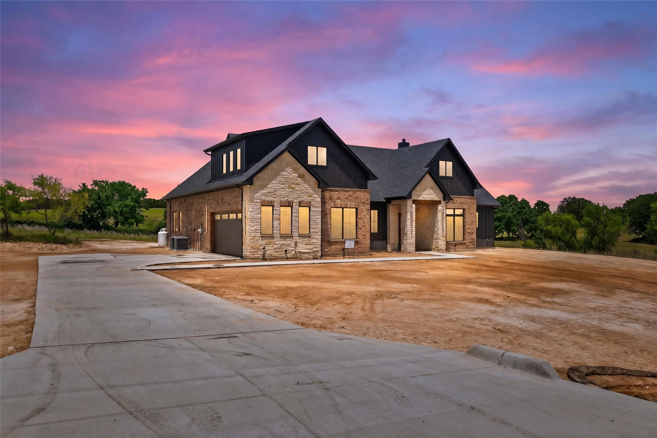 Single Family Residence For Sale in Parker County , 210 Kilkenny Road, Poolville, Texas 76487, 4 Bedroom, 4 Bathroom, 2 Garage spaces, 2,860 Sqft, built in 2026, mls#21240580, Real Estate Agent in Poolville, Homes For Sale in Parker county, Homes For Sale in Poolville, Realtor in Poolville Texas, Real Estate Brokerage Independent Realty Texas, Luminita Cordes Realtor