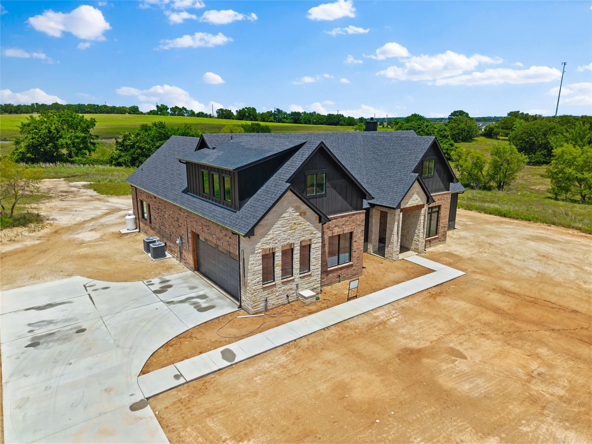 Single Family Residence For Sale in Parker County , 210 Kilkenny Road, Poolville, Texas 76487, 4 Bedroom, 4 Bathroom, 2 Garage spaces, 2,860 Sqft, built in 2026, mls#21240580, Real Estate Agent in Poolville, Homes For Sale in Parker county, Homes For Sale in Poolville, Realtor in Poolville Texas, Real Estate Brokerage Independent Realty Texas, Luminita Cordes Realtor