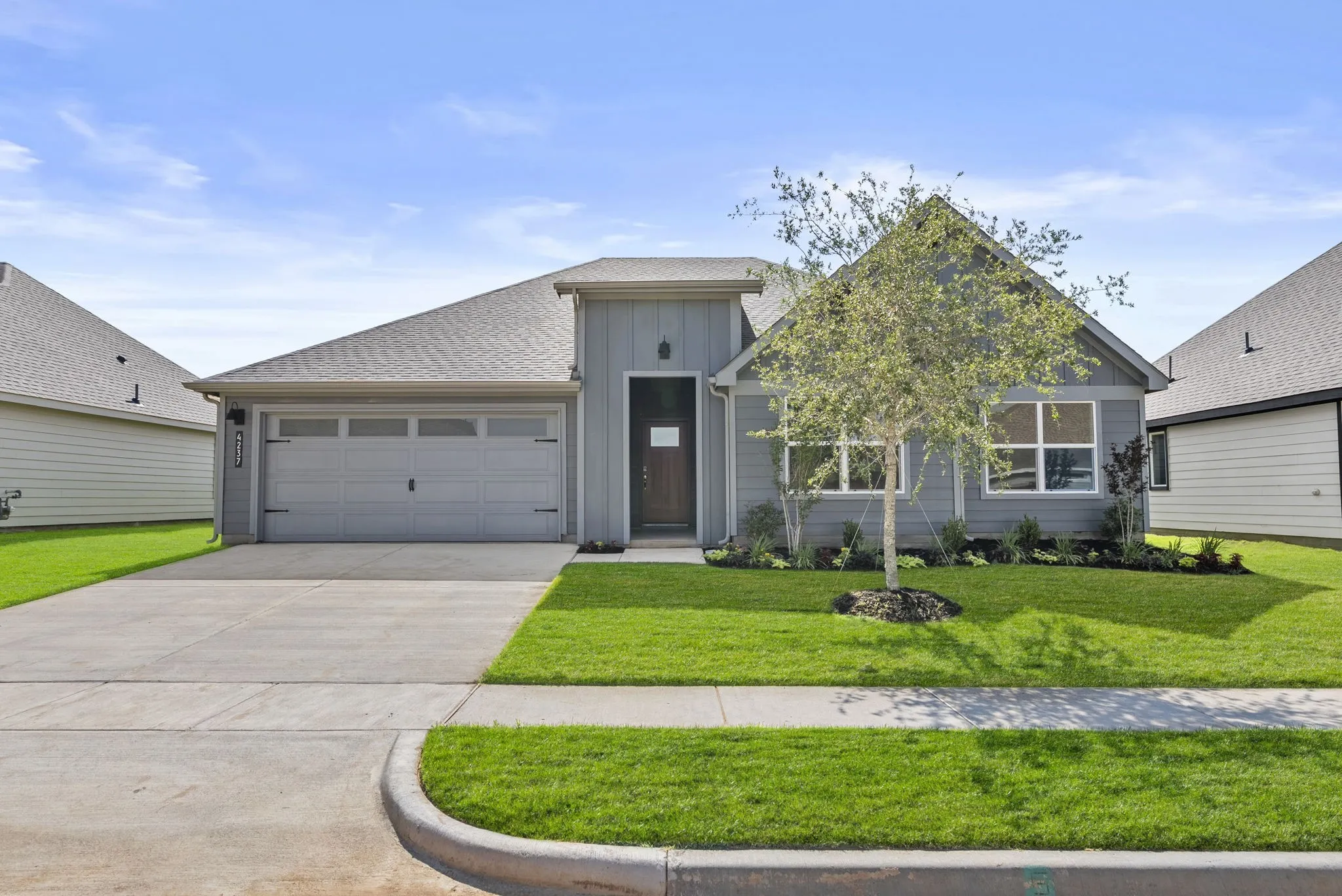 Single Family Residence For Sale in Hood County , 4237 Cornerstone Circle, Granbury, Texas 76048, 4 Bedrooms, 2 Bathrooms, 2 Garage spaces, 2,314 Sqft, built in 2025, Price $389,500, mls#21282775, Real Estate Agent in Granbury, Homes For Sale in Hood county, Homes For Sale in Granbury, Realtor in Granbury Texas, Real Estate Brokerage Independent Realty Texas, Luminita Cordes Realtor