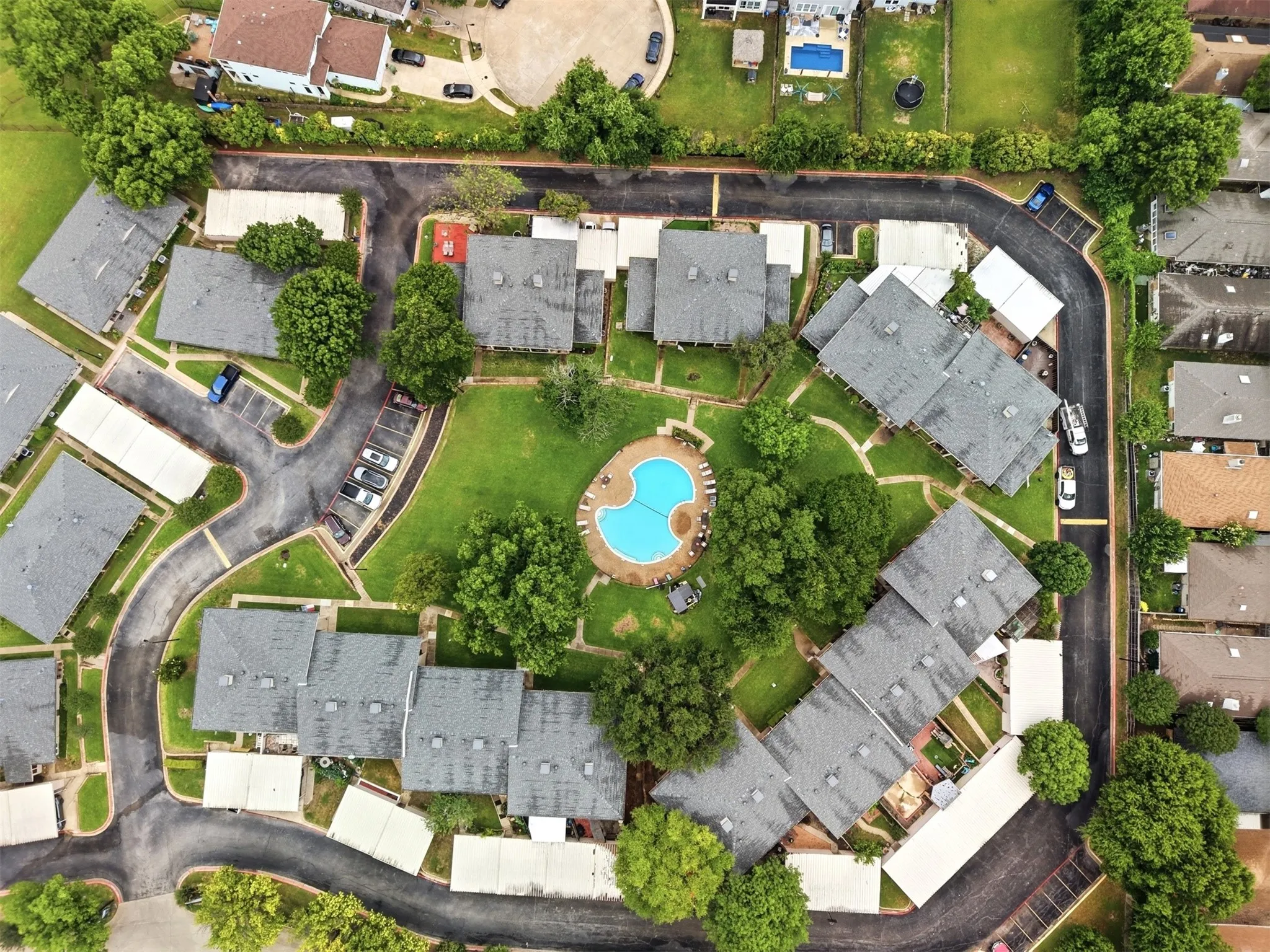 Condominium For Sale in Dallas County , 5860 Marina Drive 24, Garland, Texas 75043, 3 Bedroom, 4 Bathroom, Garage spaces, 2,164 Sqft, built in 1977, mls#21280511, Real Estate Agent in Garland, Homes For Sale in Dallas county, Homes For Sale in Garland, Realtor in Garland Texas, Real Estate Brokerage Independent Realty Texas, Luminita Cordes Realtor