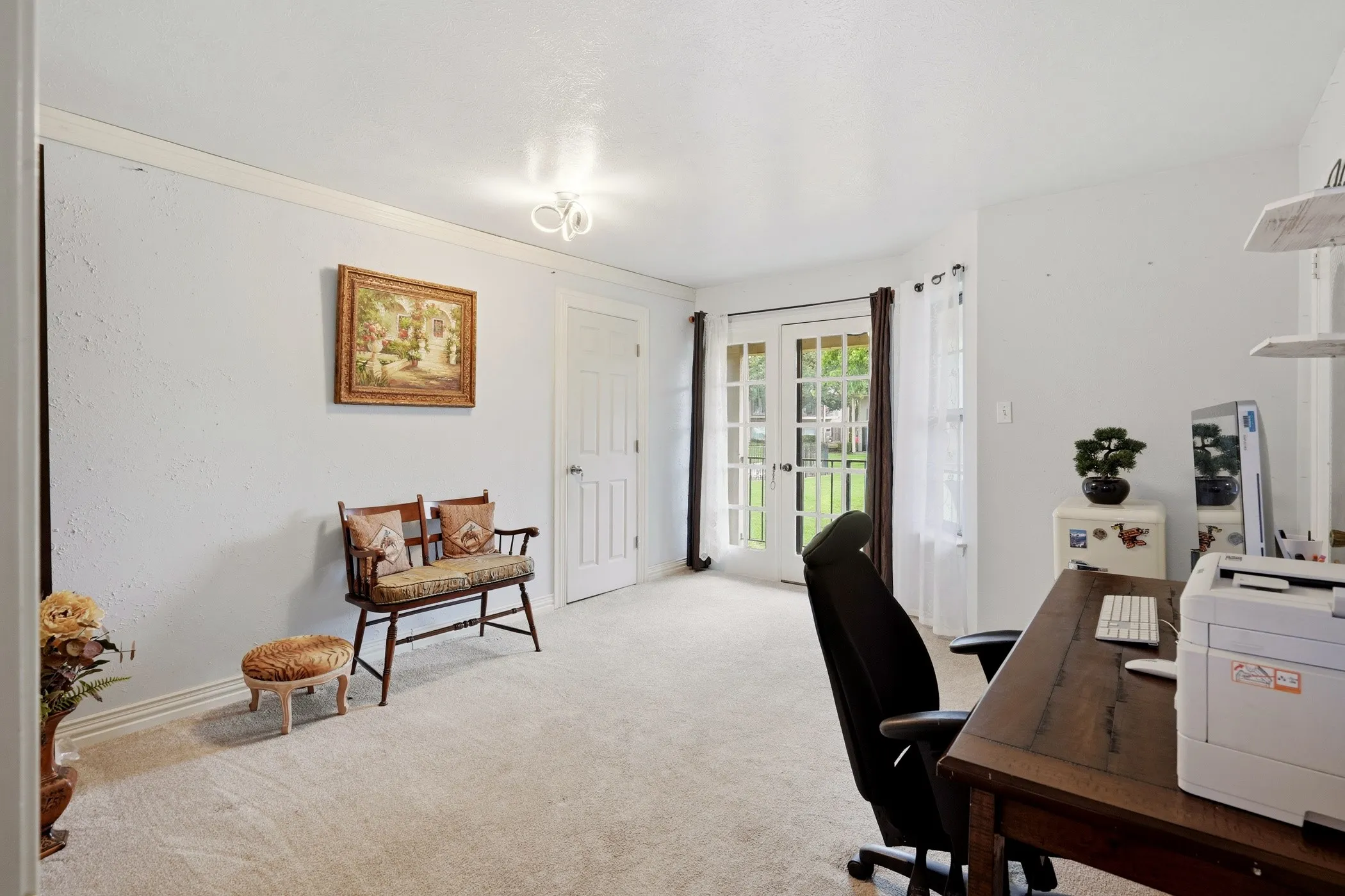 Condominium For Sale in Dallas County , 5860 Marina Drive 24, Garland, Texas 75043, 3 Bedroom, 4 Bathroom, Garage spaces, 2,164 Sqft, built in 1977, mls#21280511, Real Estate Agent in Garland, Homes For Sale in Dallas county, Homes For Sale in Garland, Realtor in Garland Texas, Real Estate Brokerage Independent Realty Texas, Luminita Cordes Realtor