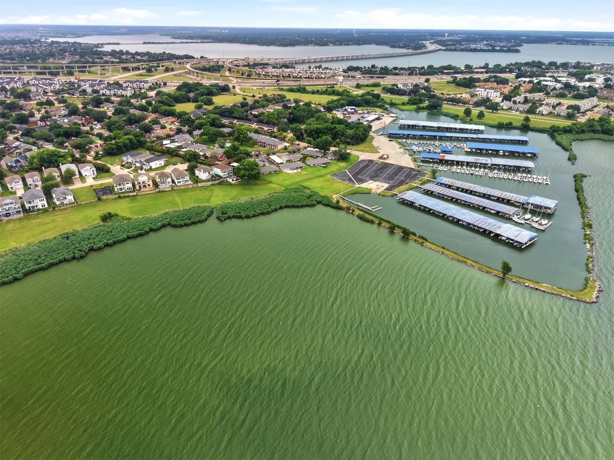 Condominium For Sale in Dallas County , 5860 Marina Drive 24, Garland, Texas 75043, 3 Bedroom, 4 Bathroom, Garage spaces, 2,164 Sqft, built in 1977, mls#21280511, Real Estate Agent in Garland, Homes For Sale in Dallas county, Homes For Sale in Garland, Realtor in Garland Texas, Real Estate Brokerage Independent Realty Texas, Luminita Cordes Realtor