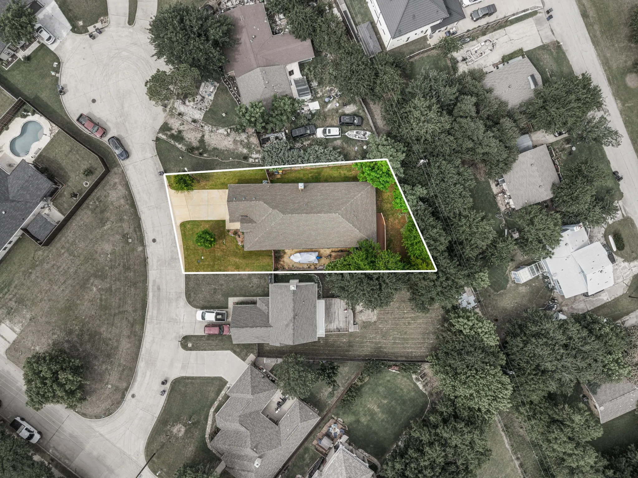 Single Family Residence For Sale in Denton County , 606 Hillside Circle, Little Elm, Texas 75068, 3 Bedroom, 2 Bathroom, 2 Garage spaces, 2,315 Sqft, built in 2020, mls#21282189, Real Estate Agent in Little Elm, Homes For Sale in Denton county, Homes For Sale in Little Elm, Realtor in Little Elm Texas, Real Estate Brokerage Independent Realty Texas, Luminita Cordes Realtor