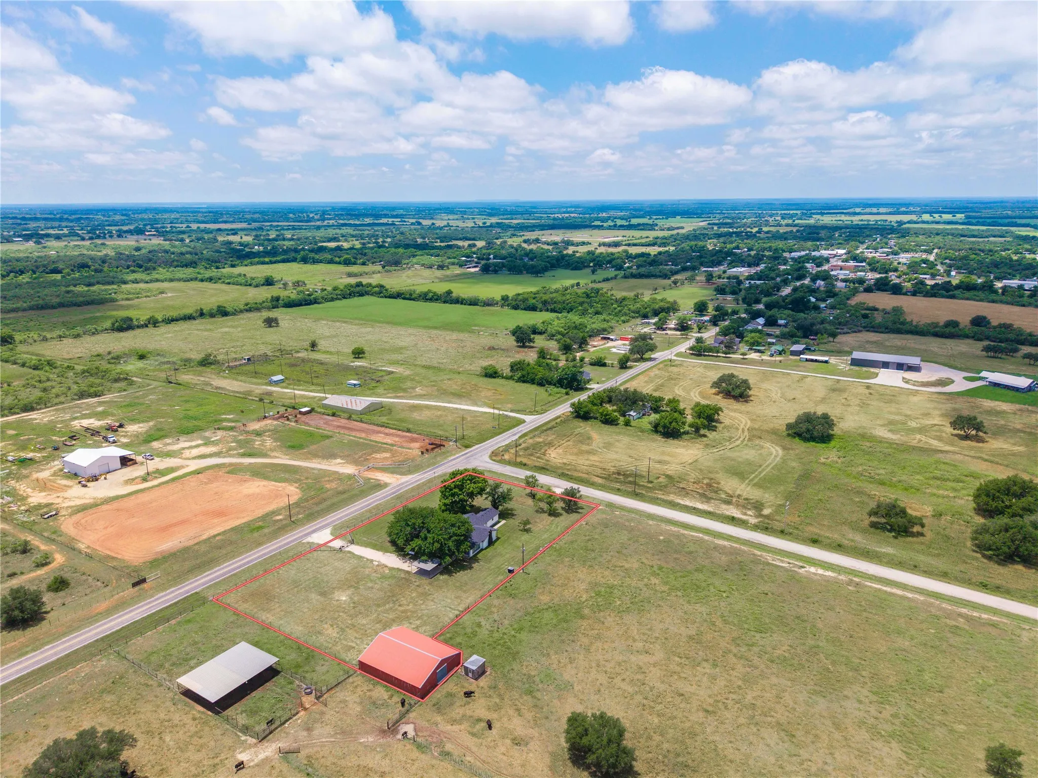Single Family Residence For Sale in Brown County , 19050 County Road 487, May, Texas 76857, 3 Bedroom, 3 Bathroom, Garage spaces, 2,429 Sqft, built in 2007, mls#21279511, Real Estate Agent in May, Homes For Sale in Brown county, Homes For Sale in May, Realtor in May Texas, Real Estate Brokerage Independent Realty Texas, Luminita Cordes Realtor