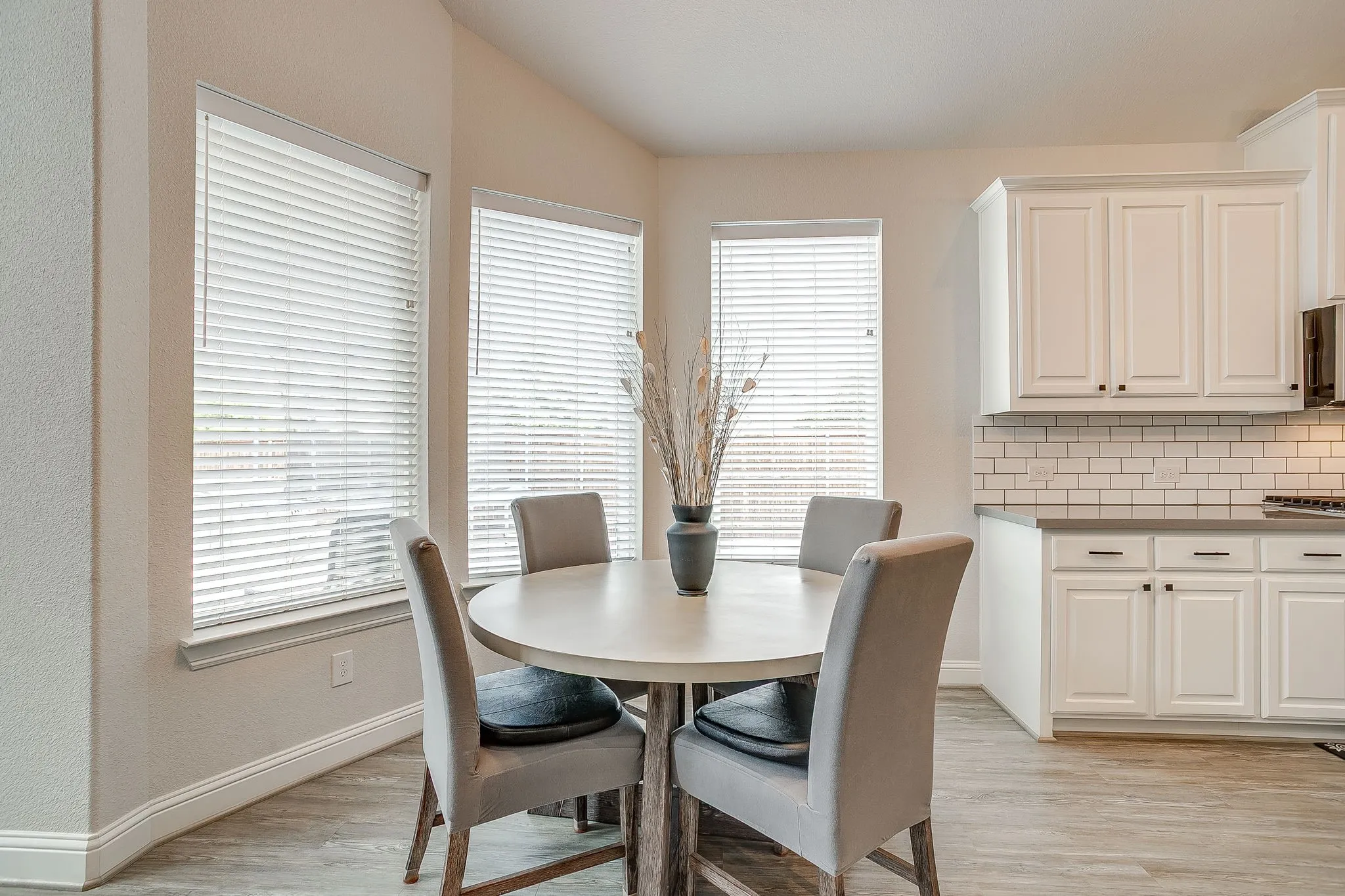Single Family Residence For Sale in Denton County , 15600 Wild Cherry Lane, Fort Worth, Texas 76262, 4 Bedroom, 3 Bathroom, 2 Garage spaces, 2,831 Sqft, built in 2021, mls#21258556, Real Estate Agent in Fort Worth, Homes For Sale in Denton county, Homes For Sale in Fort Worth, Realtor in Fort Worth Texas, Real Estate Brokerage Independent Realty Texas, Luminita Cordes Realtor