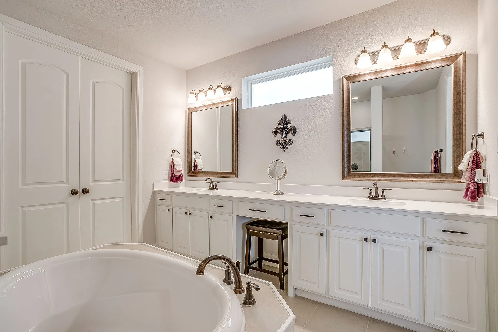 Single Family Residence For Sale in Denton County , 15600 Wild Cherry Lane, Fort Worth, Texas 76262, 4 Bedroom, 3 Bathroom, 2 Garage spaces, 2,831 Sqft, built in 2021, mls#21258556, Real Estate Agent in Fort Worth, Homes For Sale in Denton county, Homes For Sale in Fort Worth, Realtor in Fort Worth Texas, Real Estate Brokerage Independent Realty Texas, Luminita Cordes Realtor