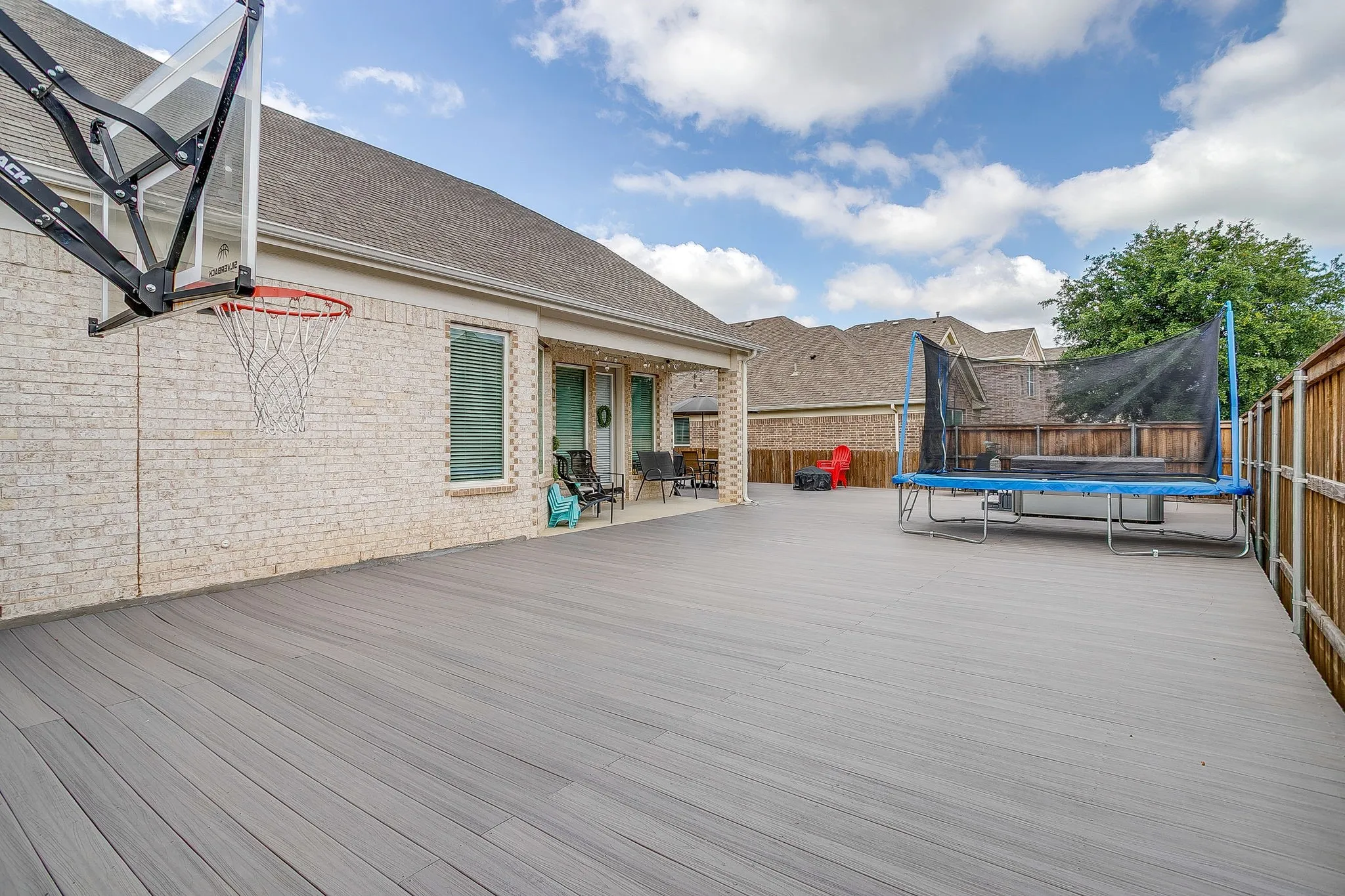 Single Family Residence For Sale in Denton County , 15600 Wild Cherry Lane, Fort Worth, Texas 76262, 4 Bedroom, 3 Bathroom, 2 Garage spaces, 2,831 Sqft, built in 2021, mls#21258556, Real Estate Agent in Fort Worth, Homes For Sale in Denton county, Homes For Sale in Fort Worth, Realtor in Fort Worth Texas, Real Estate Brokerage Independent Realty Texas, Luminita Cordes Realtor
