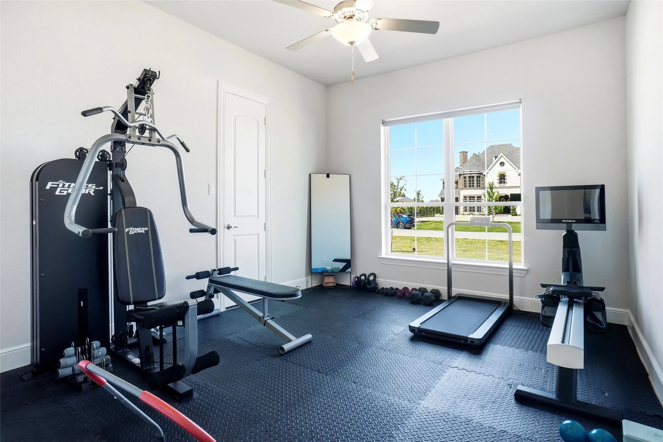 Single Family Residence For Sale in Collin County , 4813 Cheshire Lane, Parker, Texas 75002, 5 Bedroom, 6 Bathroom, 3 Garage spaces, 5,045 Sqft, built in 2020, mls#21223090, Real Estate Agent in Parker, Homes For Sale in Collin county, Homes For Sale in Parker, Realtor in Parker Texas, Real Estate Brokerage Independent Realty Texas, Luminita Cordes Realtor