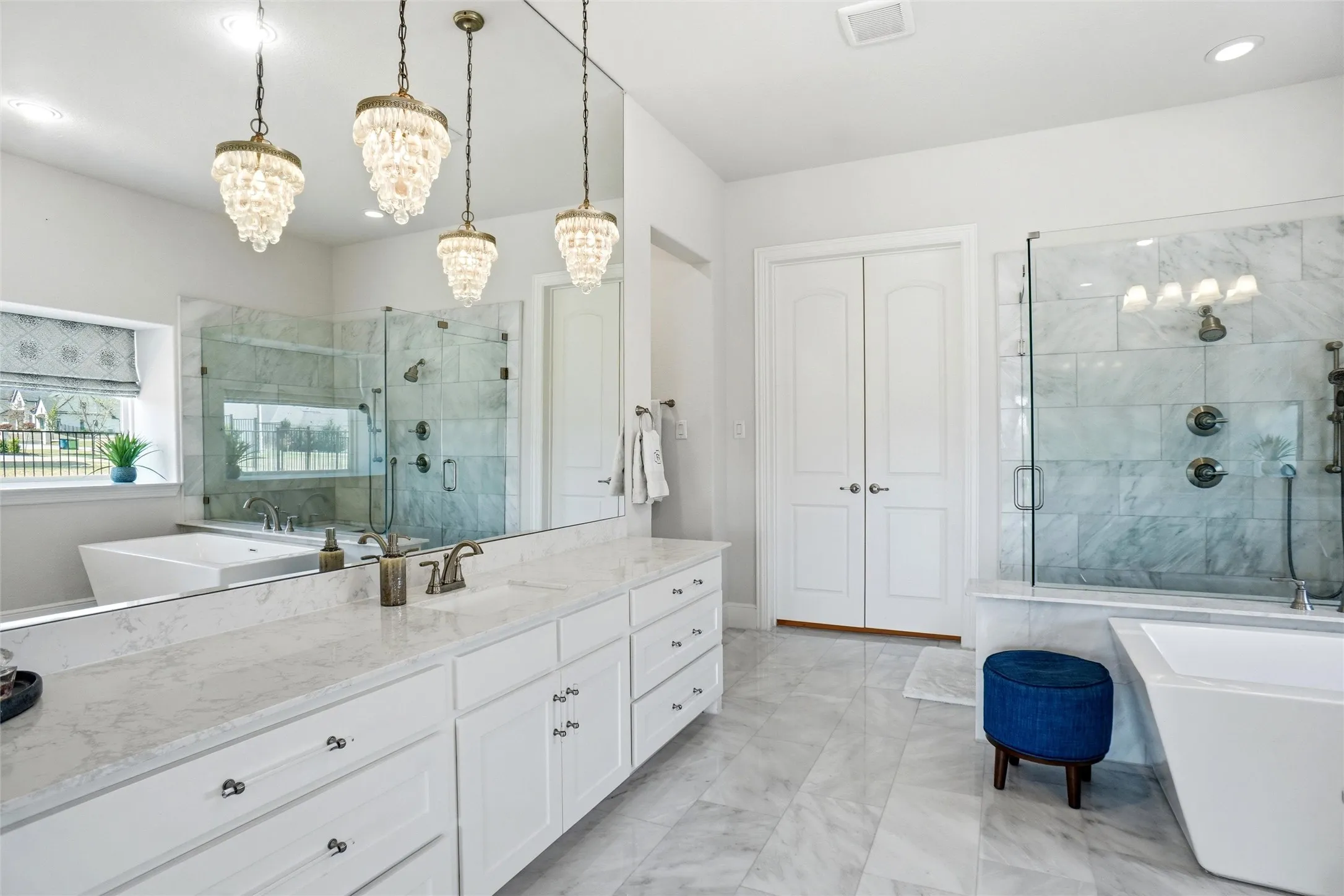 Single Family Residence For Sale in Collin County , 4813 Cheshire Lane, Parker, Texas 75002, 5 Bedroom, 6 Bathroom, 3 Garage spaces, 5,045 Sqft, built in 2020, mls#21223090, Real Estate Agent in Parker, Homes For Sale in Collin county, Homes For Sale in Parker, Realtor in Parker Texas, Real Estate Brokerage Independent Realty Texas, Luminita Cordes Realtor