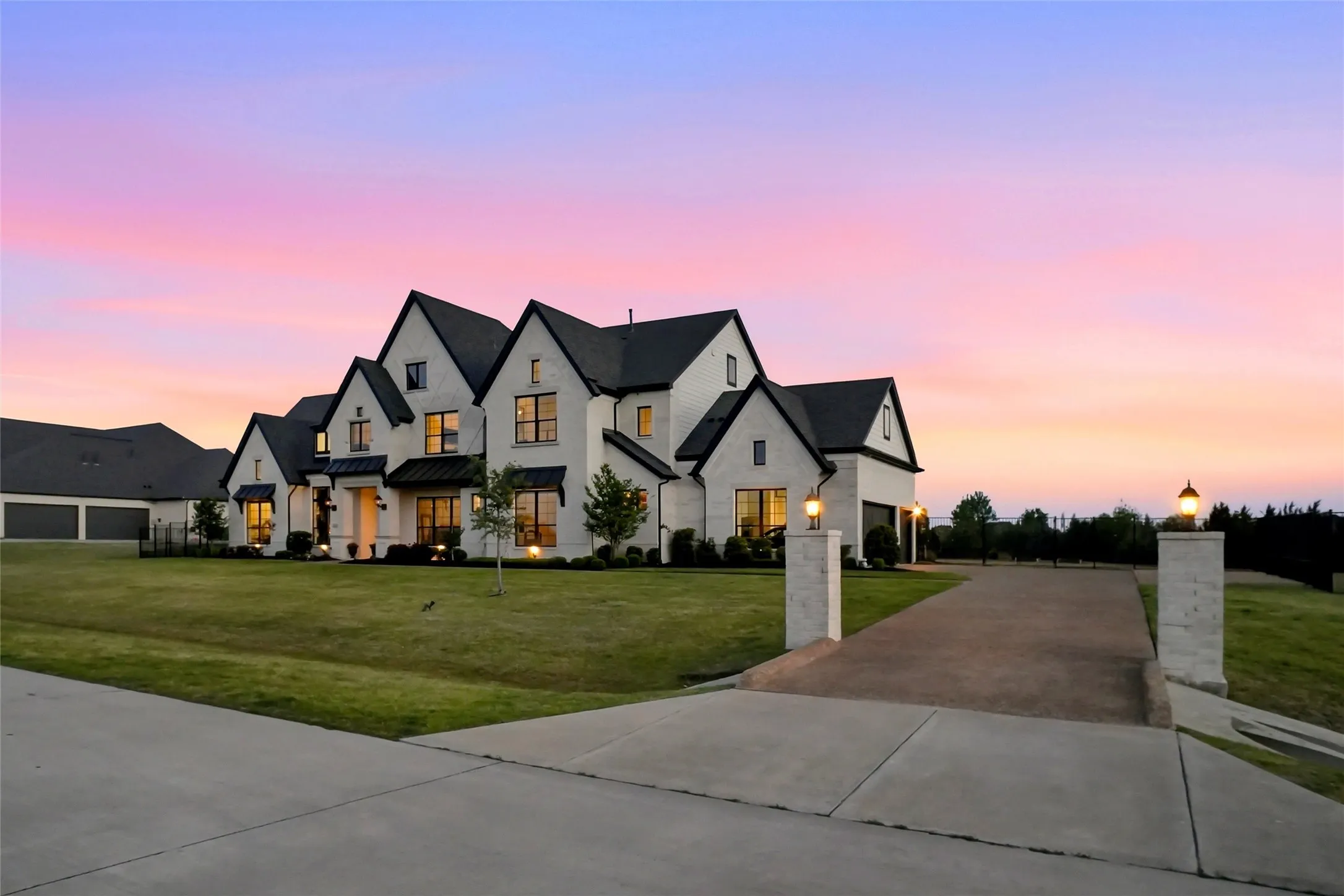 Single Family Residence For Sale in Collin County , 4813 Cheshire Lane, Parker, Texas 75002, 5 Bedroom, 6 Bathroom, 3 Garage spaces, 5,045 Sqft, built in 2020, mls#21223090, Real Estate Agent in Parker, Homes For Sale in Collin county, Homes For Sale in Parker, Realtor in Parker Texas, Real Estate Brokerage Independent Realty Texas, Luminita Cordes Realtor