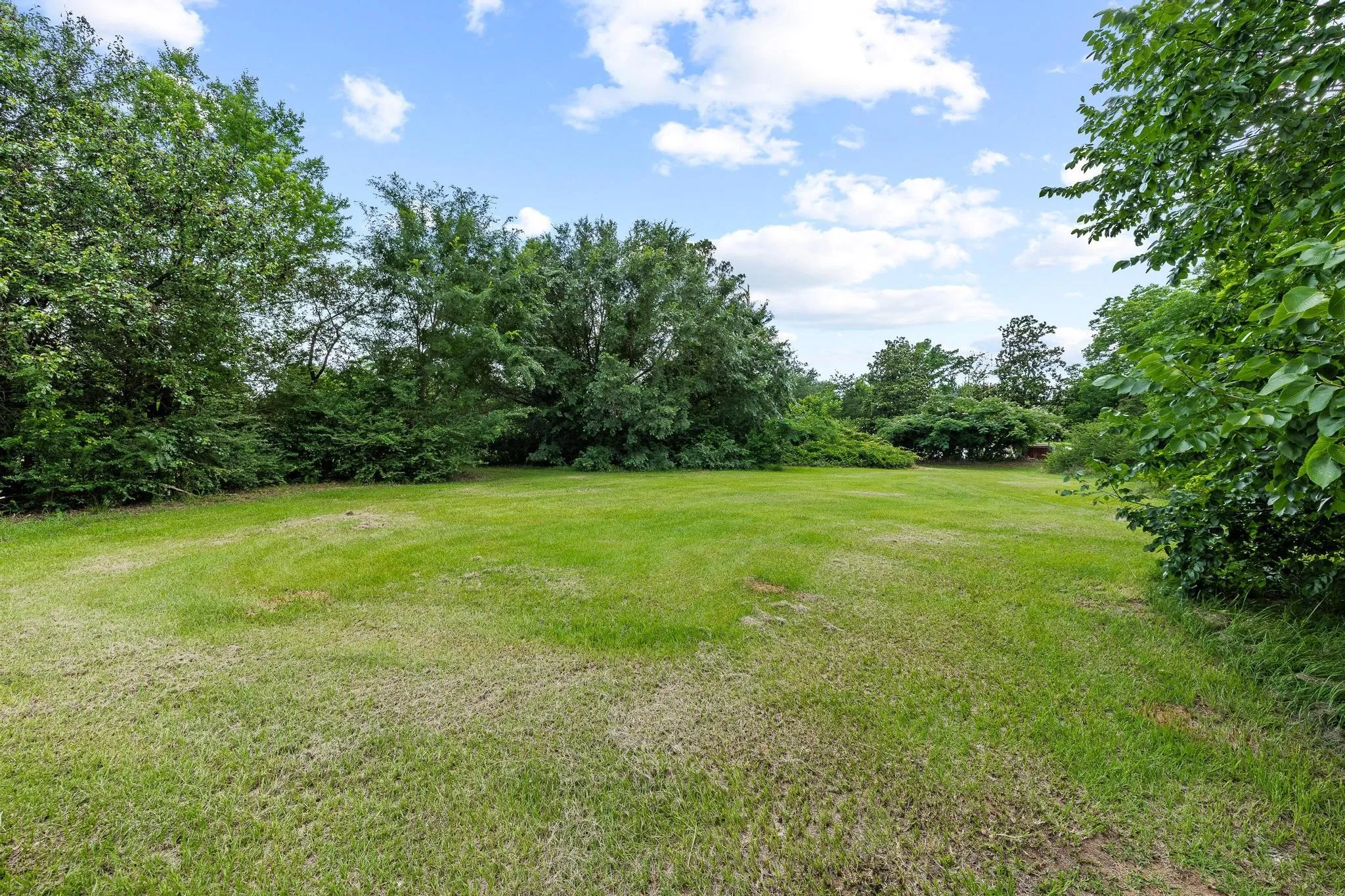 Improved Land For Sale in Grayson County , 2406 Loy Lake Road, Denison, Texas 75020, 0, 0, Garage spaces, 0 Sqft, built in 0, mls#21282884, Real Estate Agent in Denison, Homes For Sale in Grayson county, Homes For Sale in Denison, Realtor in Denison Texas, Real Estate Brokerage Independent Realty Texas, Luminita Cordes Realtor