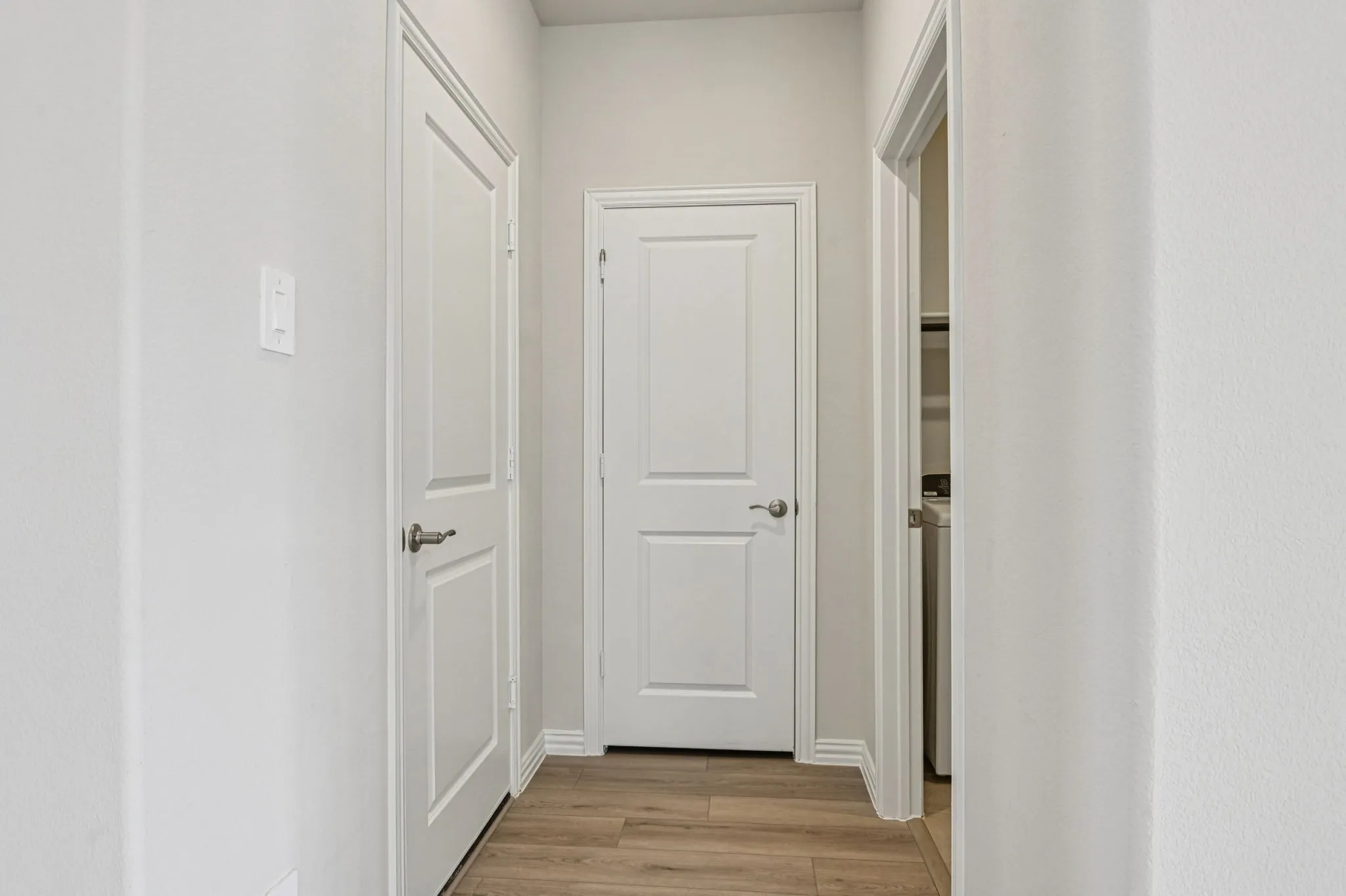  Photo is not of the actual home, but is an inspirational photo of builder’s model home and may depict options, furnishings, and/or decorator features that are not included.
