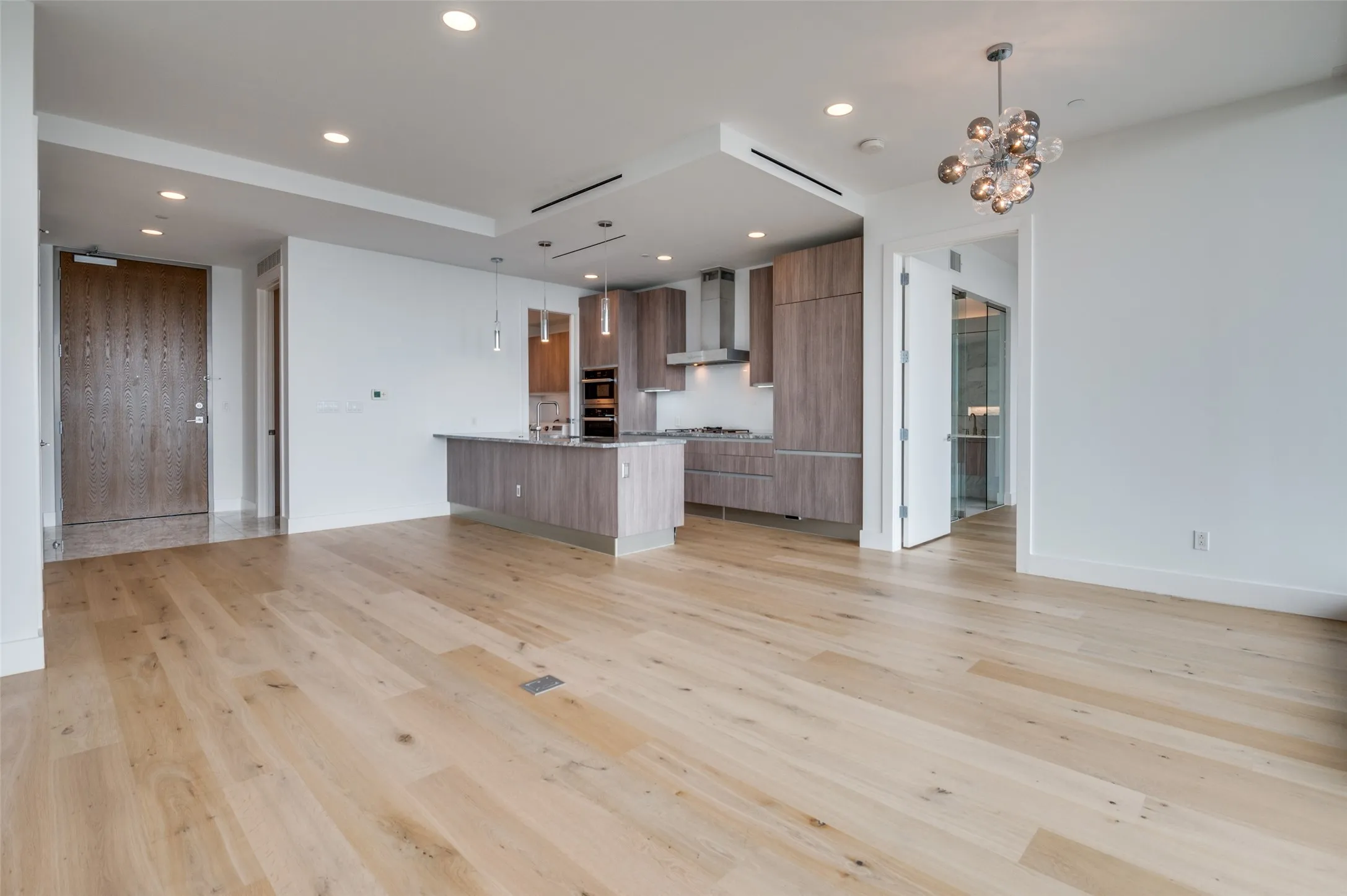 Condominium For Sale in Dallas County , 3130 N Harwood Street 1802, Dallas, Texas 75201, 2 Bedroom, 3 Bathroom, 2 Garage spaces, 1,527 Sqft, built in 2015, Price $979,000, mls#21282333, Real Estate Agent in Dallas, Homes For Sale in Dallas county, Homes For Sale in Dallas, Realtor in Dallas Texas, Real Estate Brokerage Independent Realty Texas, Luminita Cordes Realtor