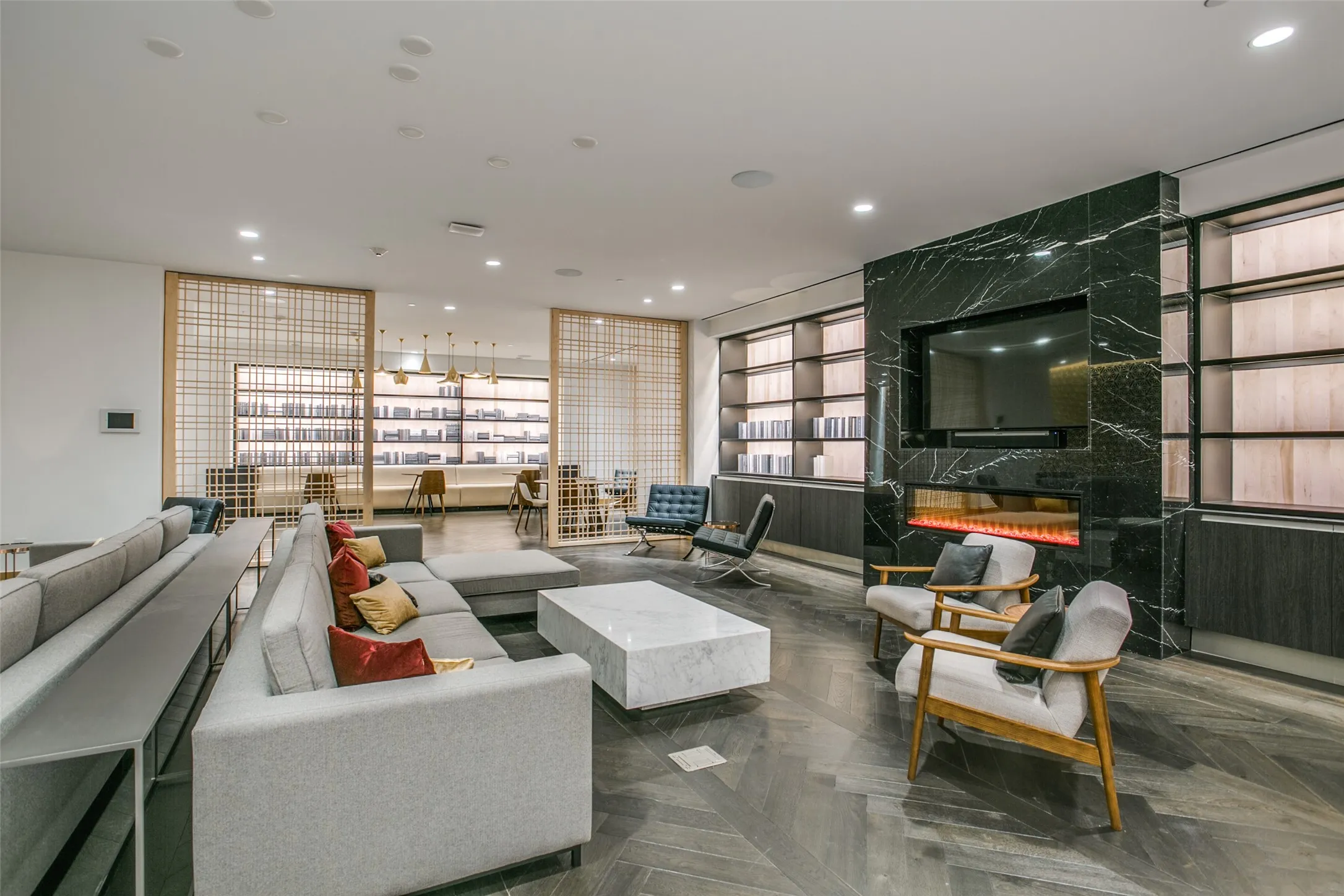 Condominium For Sale in Dallas County , 3130 N Harwood Street 1802, Dallas, Texas 75201, 2 Bedroom, 3 Bathroom, 2 Garage spaces, 1,527 Sqft, built in 2015, Price $979,000, mls#21282333, Real Estate Agent in Dallas, Homes For Sale in Dallas county, Homes For Sale in Dallas, Realtor in Dallas Texas, Real Estate Brokerage Independent Realty Texas, Luminita Cordes Realtor