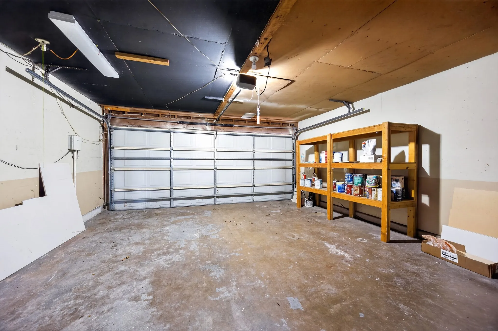 Single Family Residence For Sale in Dallas County , 8617 Flicker Lane, Dallas, Texas 75238, 3 Bedroom, 2 Bathroom, 2 Garage spaces, 1,131 Sqft, built in 1962, mls#21279077, Real Estate Agent in Dallas, Homes For Sale in Dallas county, Homes For Sale in Dallas, Realtor in Dallas Texas, Real Estate Brokerage Independent Realty Texas, Luminita Cordes Realtor