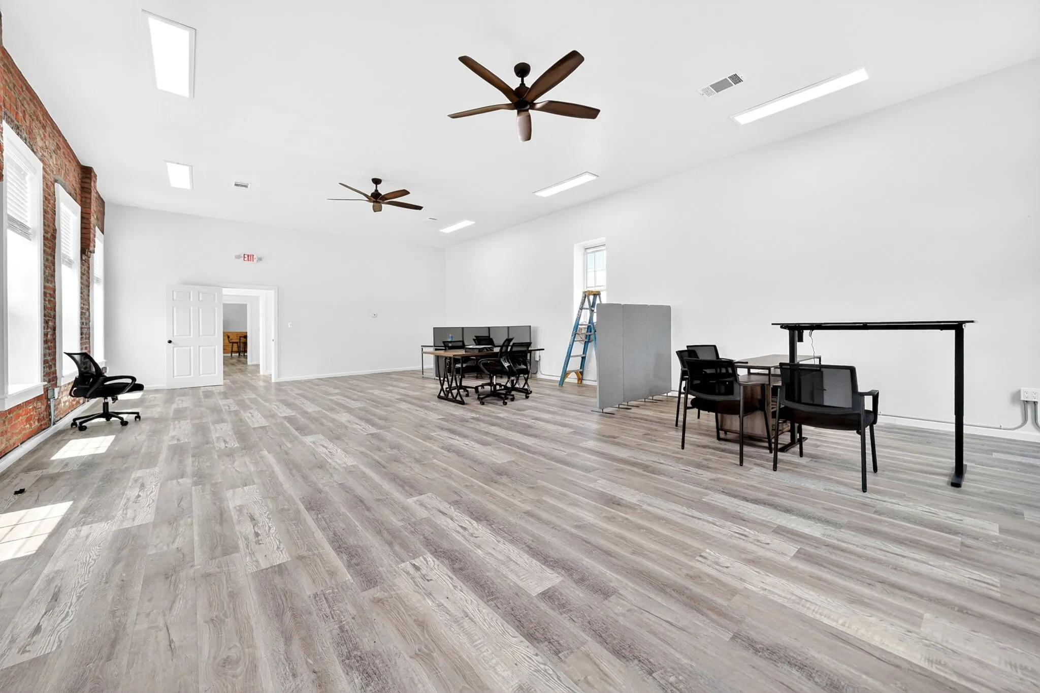 Business For Sale in Kaufman County , 201 N Bois D Arc Street, Forney, Texas 75126, 0, 0, Garage spaces, 4,420 Sqft, built in 1920, Price $1,500,000, mls#21282762, Real Estate Agent in Forney, Homes For Sale in Kaufman county, Homes For Sale in Forney, Realtor in Forney Texas, Real Estate Brokerage Independent Realty Texas, Luminita Cordes Realtor