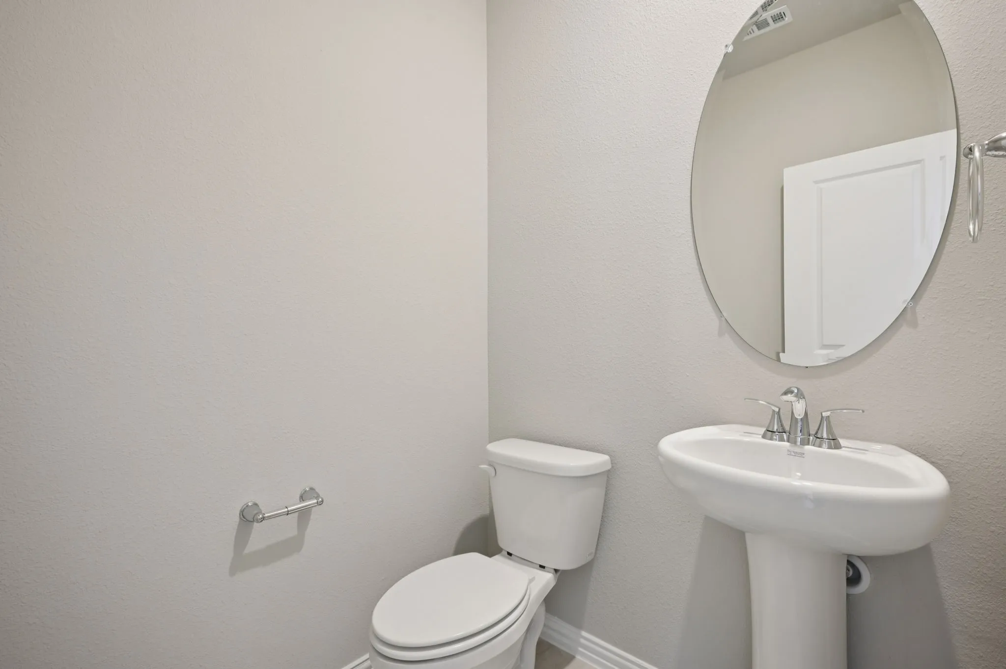 Photo is not of the actual home, but is an inspirational photo of builder’s model home and may depict options, furnishings, and/or decorator features that are not included.