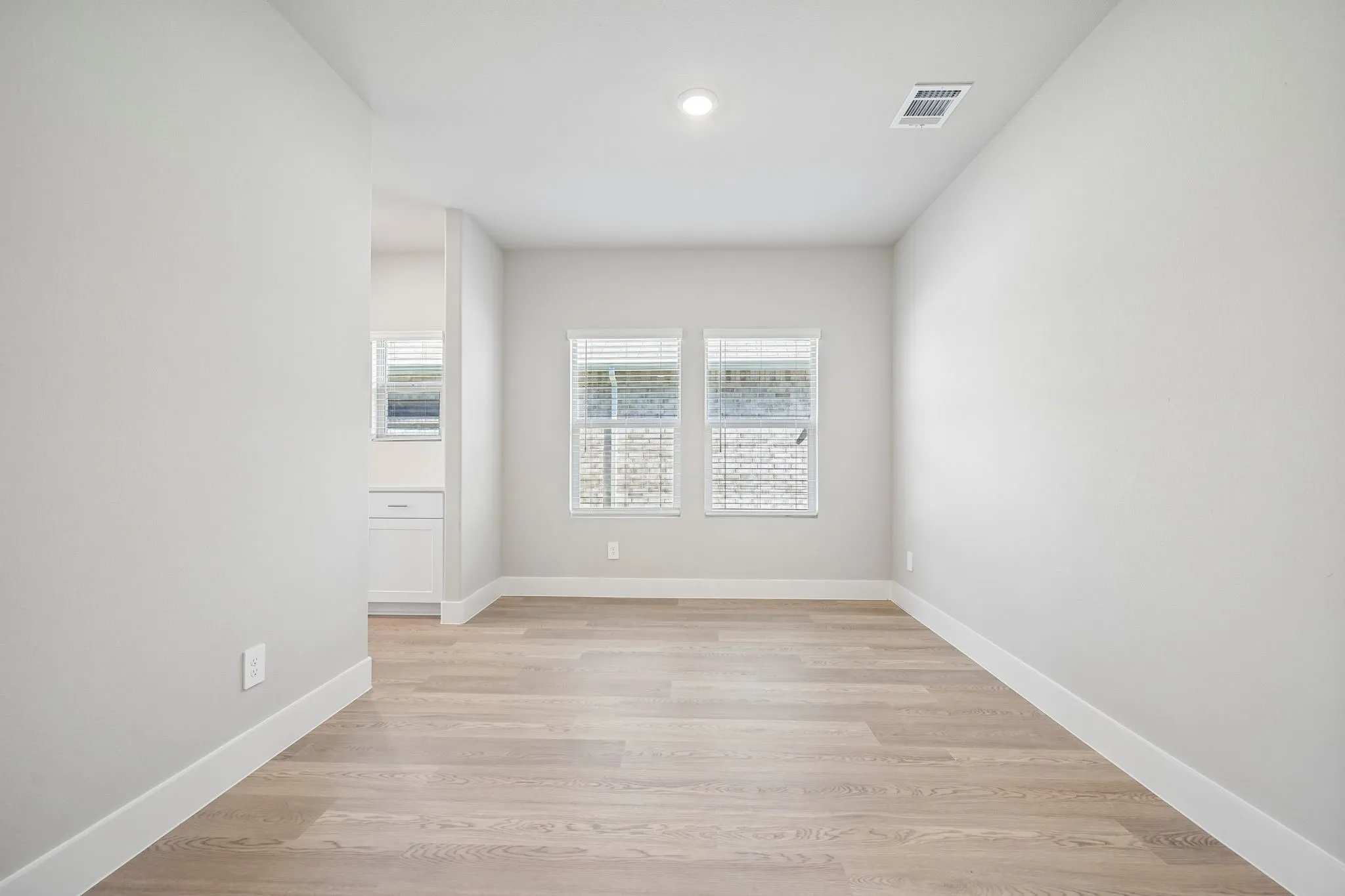 Single Family Residence For Sale in Collin County , 3506 Buffalo Creek Drive, Farmersville, Texas 75442, 5 Bedroom, 4 Bathroom, 3 Garage spaces, 3,428 Sqft, built in 2026, mls#21282229, Real Estate Agent in Farmersville, Homes For Sale in Collin county, Homes For Sale in Farmersville, Realtor in Farmersville Texas, Real Estate Brokerage Independent Realty Texas, Luminita Cordes Realtor