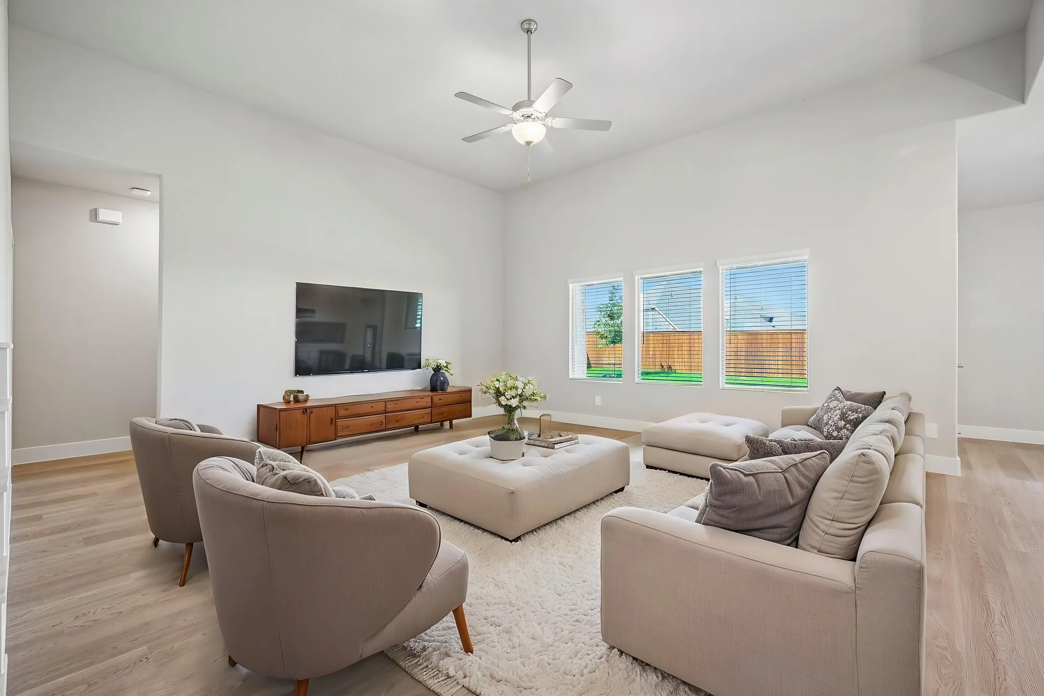 Single Family Residence For Sale in Collin County , 3506 Buffalo Creek Drive, Farmersville, Texas 75442, 5 Bedroom, 4 Bathroom, 3 Garage spaces, 3,428 Sqft, built in 2026, mls#21282229, Real Estate Agent in Farmersville, Homes For Sale in Collin county, Homes For Sale in Farmersville, Realtor in Farmersville Texas, Real Estate Brokerage Independent Realty Texas, Luminita Cordes Realtor