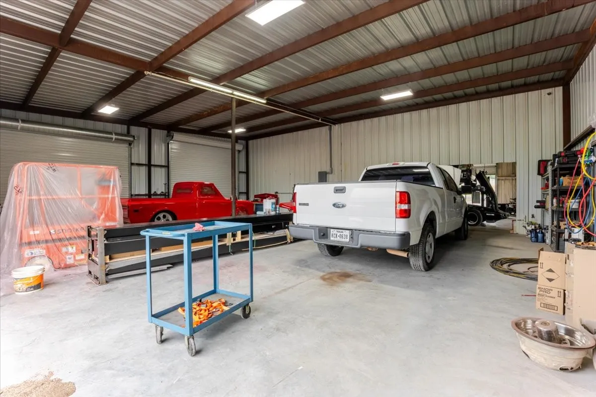 Business For Sale in Palo Pinto County , 2815 S Highway 281, Mineral Wells, Texas 76067, 0, 0, Garage spaces, 4,500 Sqft, built in 2006, mls#21280206, Real Estate Agent in Mineral Wells, Homes For Sale in Palo Pinto county, Homes For Sale in Mineral Wells, Realtor in Mineral Wells Texas, Real Estate Brokerage Independent Realty Texas, Luminita Cordes Realtor