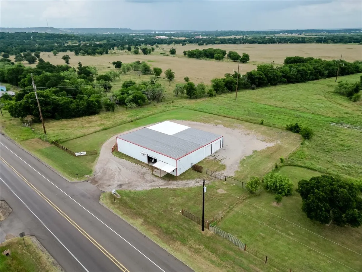 Business For Sale in Palo Pinto County , 2815 S Highway 281, Mineral Wells, Texas 76067, 0, 0, Garage spaces, 4,500 Sqft, built in 2006, mls#21280206, Real Estate Agent in Mineral Wells, Homes For Sale in Palo Pinto county, Homes For Sale in Mineral Wells, Realtor in Mineral Wells Texas, Real Estate Brokerage Independent Realty Texas, Luminita Cordes Realtor