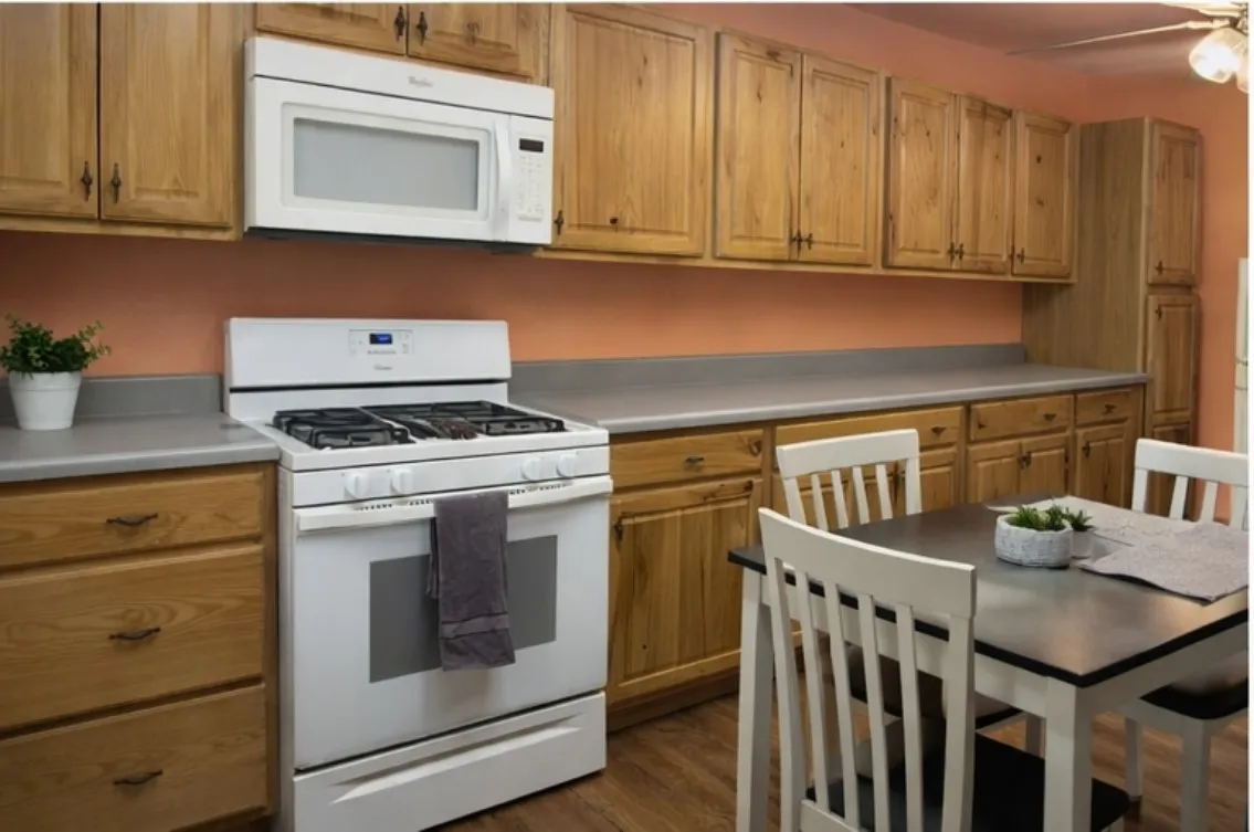 Mobile Home For Sale in Bosque County , 106 1733 CR Road, Clifton, Texas 76644, 2 Bedrooms, 2 Bathrooms, Garage spaces, 1,020 Sqft, built in 1979, Price $129,000, mls#21203799, Real Estate Agent in Clifton, Homes For Sale in Bosque county, Homes For Sale in Clifton, Realtor in Clifton Texas, Real Estate Brokerage Independent Realty Texas, Luminita Cordes Realtor