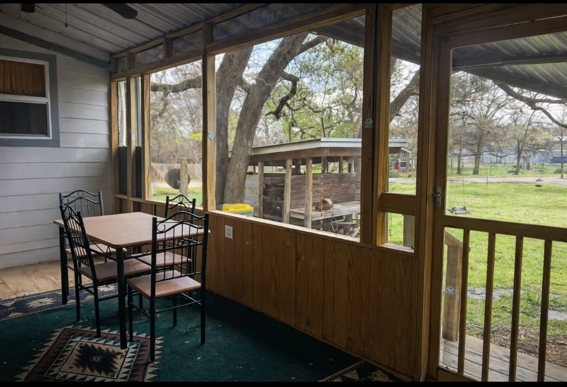 Mobile Home For Sale in Bosque County , 106 1733 CR Road, Clifton, Texas 76644, 2 Bedrooms, 2 Bathrooms, Garage spaces, 1,020 Sqft, built in 1979, Price $129,000, mls#21203799, Real Estate Agent in Clifton, Homes For Sale in Bosque county, Homes For Sale in Clifton, Realtor in Clifton Texas, Real Estate Brokerage Independent Realty Texas, Luminita Cordes Realtor