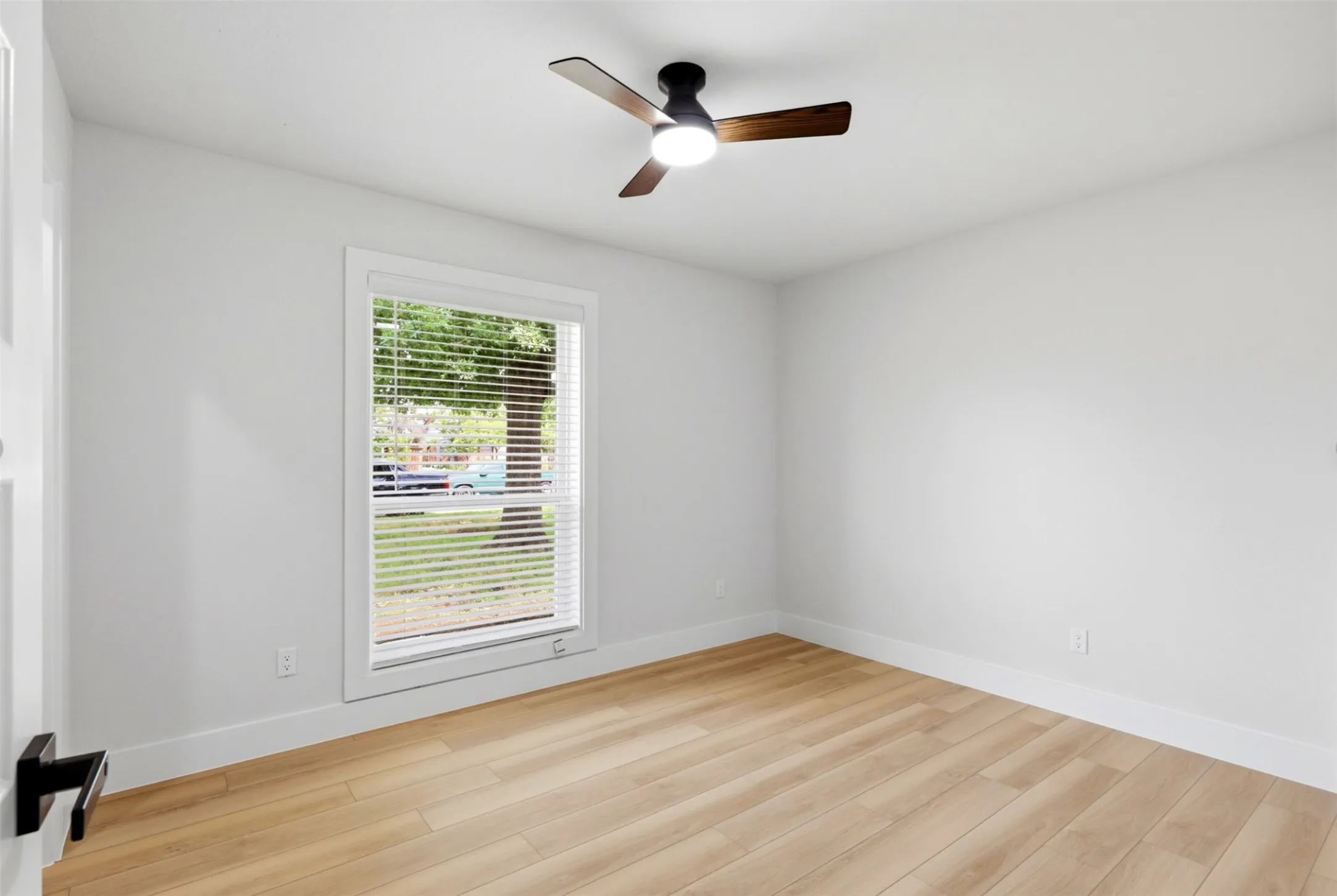 Single Family Residence For Sale in Dallas County , 1208 Berkeley Drive, Richardson, Texas 75081, 4 Bedroom, 3 Bathroom, 1 Garage spaces, 1,706 Sqft, built in 1967, mls#21282637, Real Estate Agent in Richardson, Homes For Sale in Dallas county, Homes For Sale in Richardson, Realtor in Richardson Texas, Real Estate Brokerage Independent Realty Texas, Luminita Cordes Realtor
