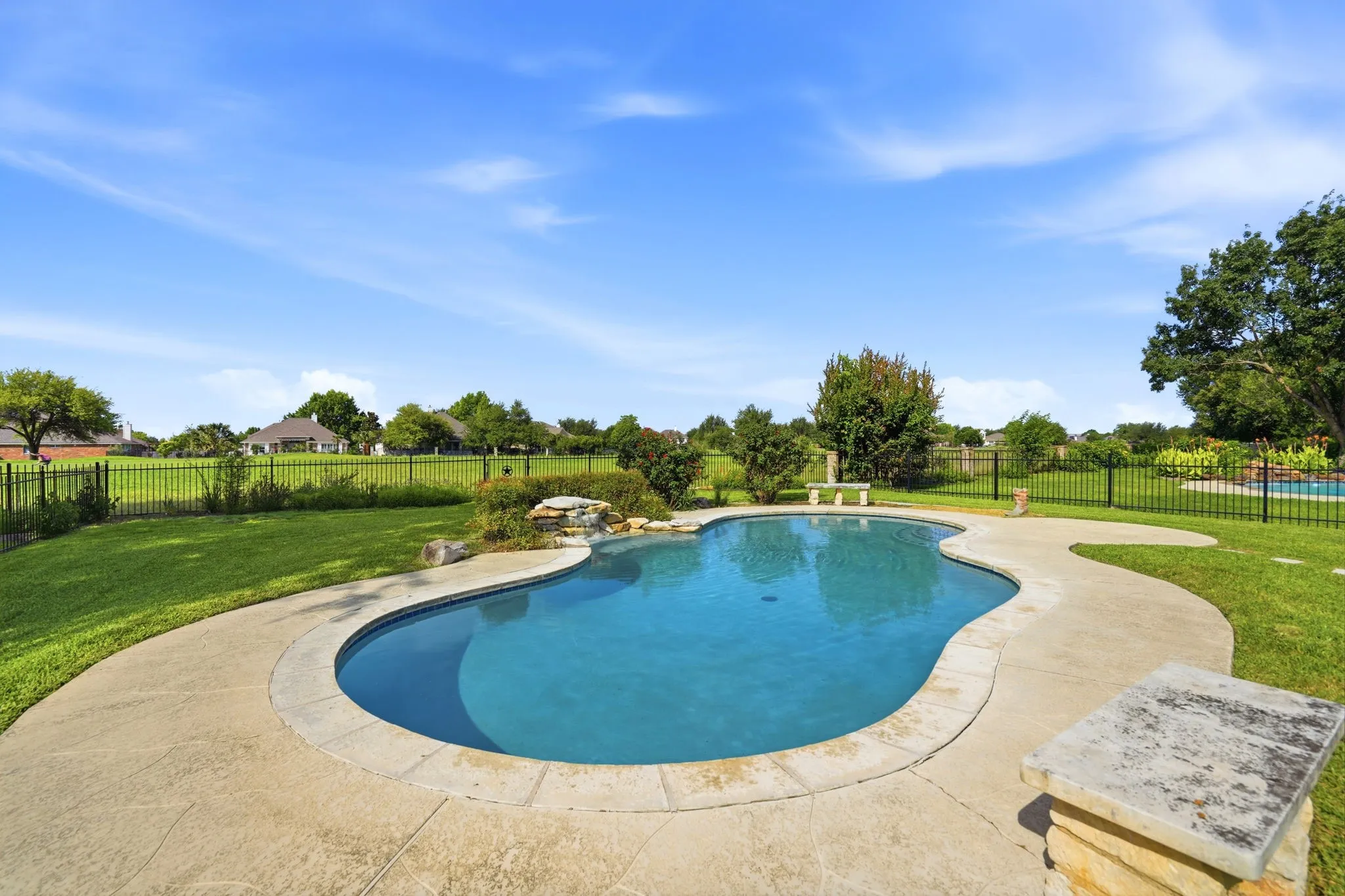Single Family Residence For Sale in Travis County , 2801 Butler National Drive, Pflugerville, Texas 78660, 5 Bedroom, 3 Bathroom, 3 Garage spaces, 2,633 Sqft, built in 1998, mls#21282454, Real Estate Agent in Pflugerville, Homes For Sale in Travis county, Homes For Sale in Pflugerville, Realtor in Pflugerville Texas, Real Estate Brokerage Independent Realty Texas, Luminita Cordes Realtor