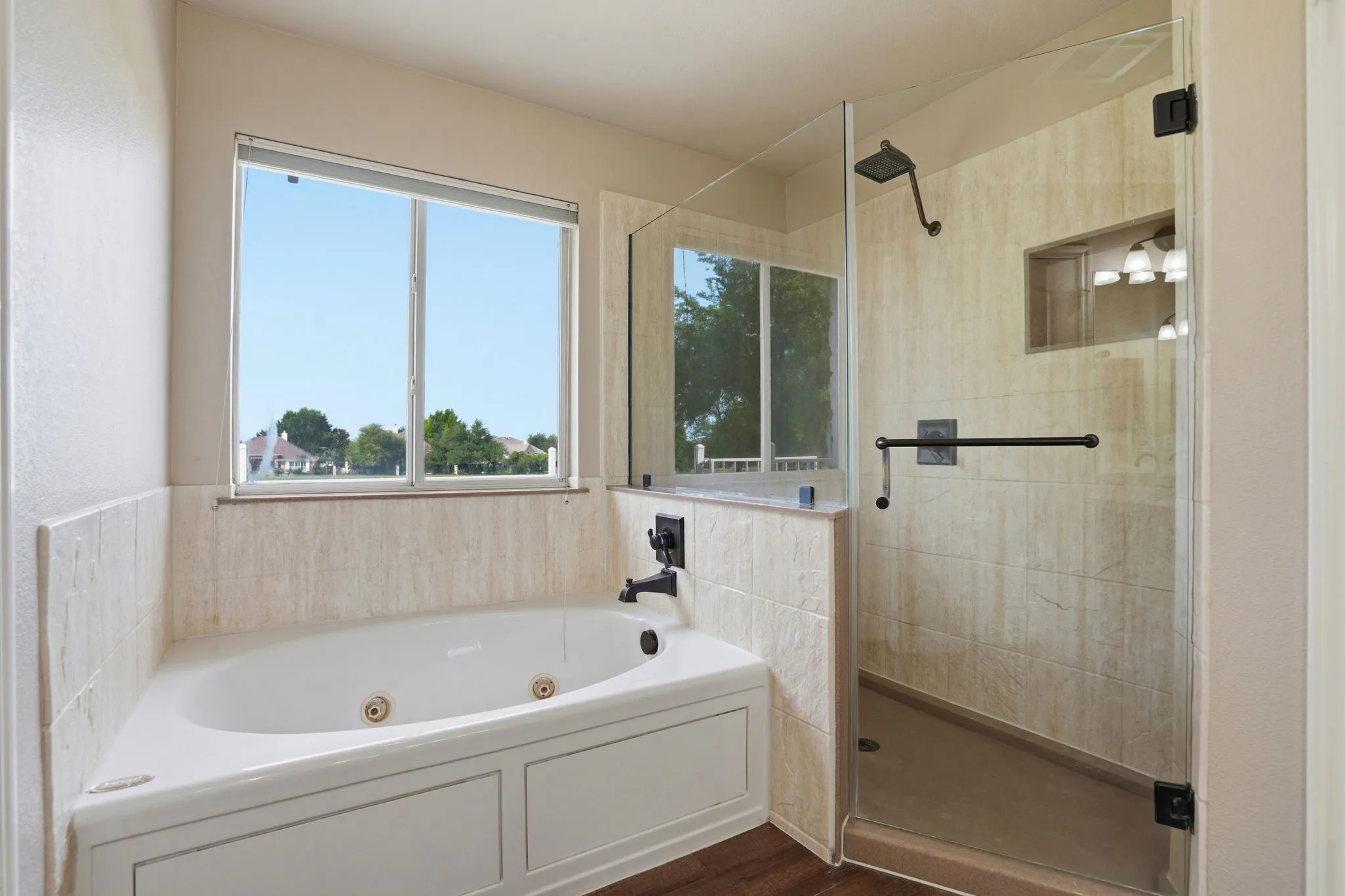 Single Family Residence For Sale in Travis County , 2801 Butler National Drive, Pflugerville, Texas 78660, 5 Bedroom, 3 Bathroom, 3 Garage spaces, 2,633 Sqft, built in 1998, mls#21282454, Real Estate Agent in Pflugerville, Homes For Sale in Travis county, Homes For Sale in Pflugerville, Realtor in Pflugerville Texas, Real Estate Brokerage Independent Realty Texas, Luminita Cordes Realtor