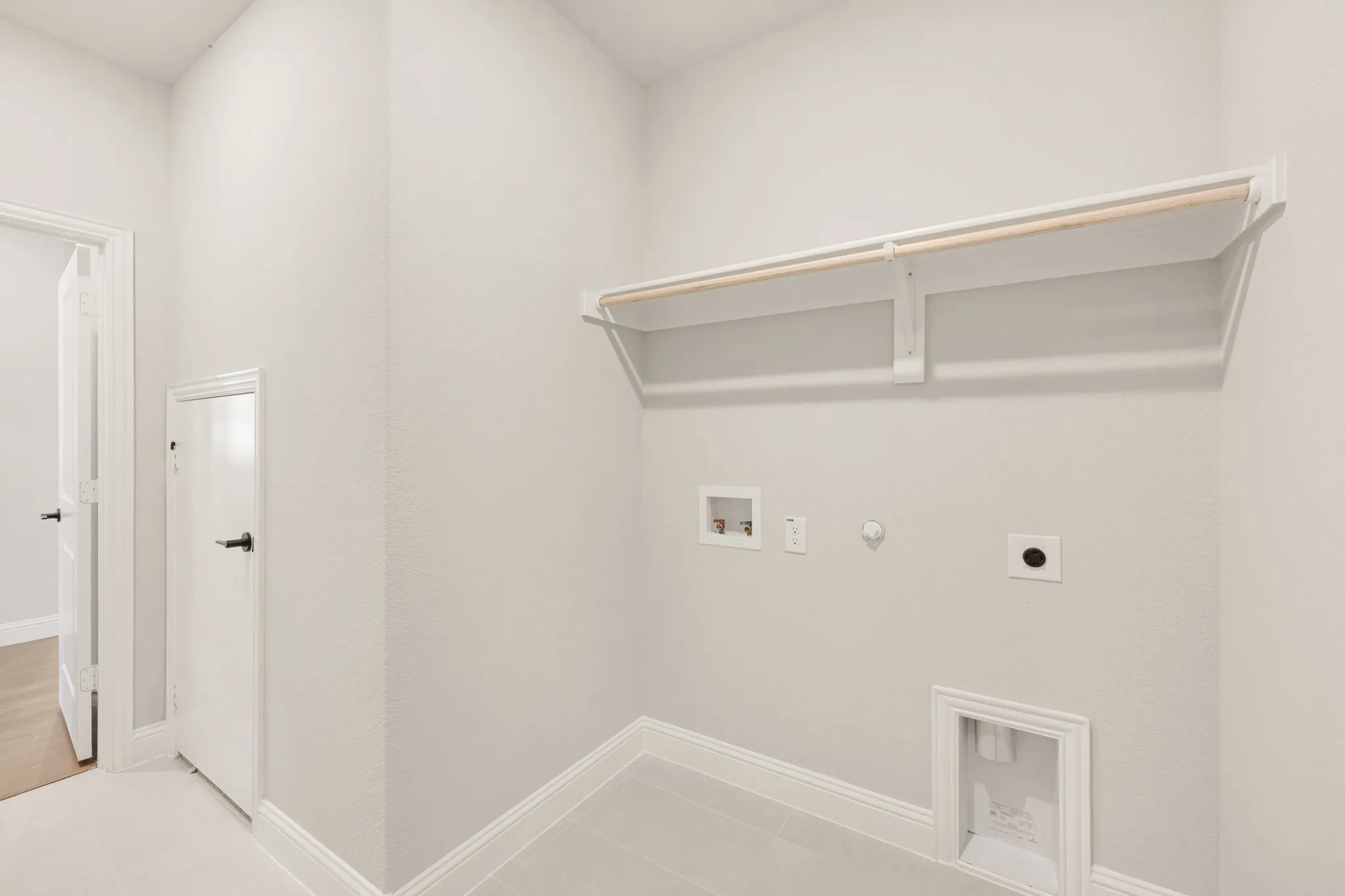 Single Family Residence For Sale in Tarrant County , 1121 Hackberry Lane, Crowley, Texas 76036, 5 Bedroom, 3 Bathroom, 2 Garage spaces, 3,435 Sqft, built in 2026, mls#21282997, Real Estate Agent in Crowley, Homes For Sale in Tarrant county, Homes For Sale in Crowley, Realtor in Crowley Texas, Real Estate Brokerage Independent Realty Texas, Luminita Cordes Realtor