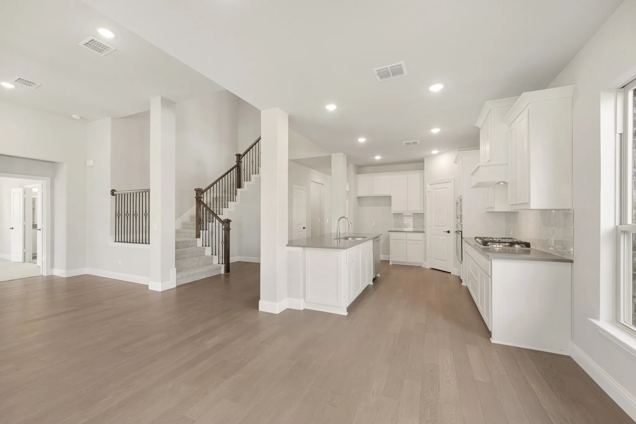 Single Family Residence For Sale in Tarrant County , 1121 Hackberry Lane, Crowley, Texas 76036, 5 Bedroom, 3 Bathroom, 2 Garage spaces, 3,435 Sqft, built in 2026, mls#21282997, Real Estate Agent in Crowley, Homes For Sale in Tarrant county, Homes For Sale in Crowley, Realtor in Crowley Texas, Real Estate Brokerage Independent Realty Texas, Luminita Cordes Realtor