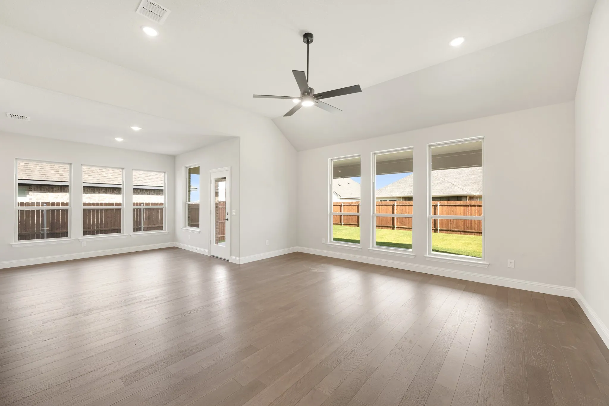 Single Family Residence For Sale in Tarrant County , 1121 Hackberry Lane, Crowley, Texas 76036, 5 Bedroom, 3 Bathroom, 2 Garage spaces, 3,435 Sqft, built in 2026, mls#21282997, Real Estate Agent in Crowley, Homes For Sale in Tarrant county, Homes For Sale in Crowley, Realtor in Crowley Texas, Real Estate Brokerage Independent Realty Texas, Luminita Cordes Realtor