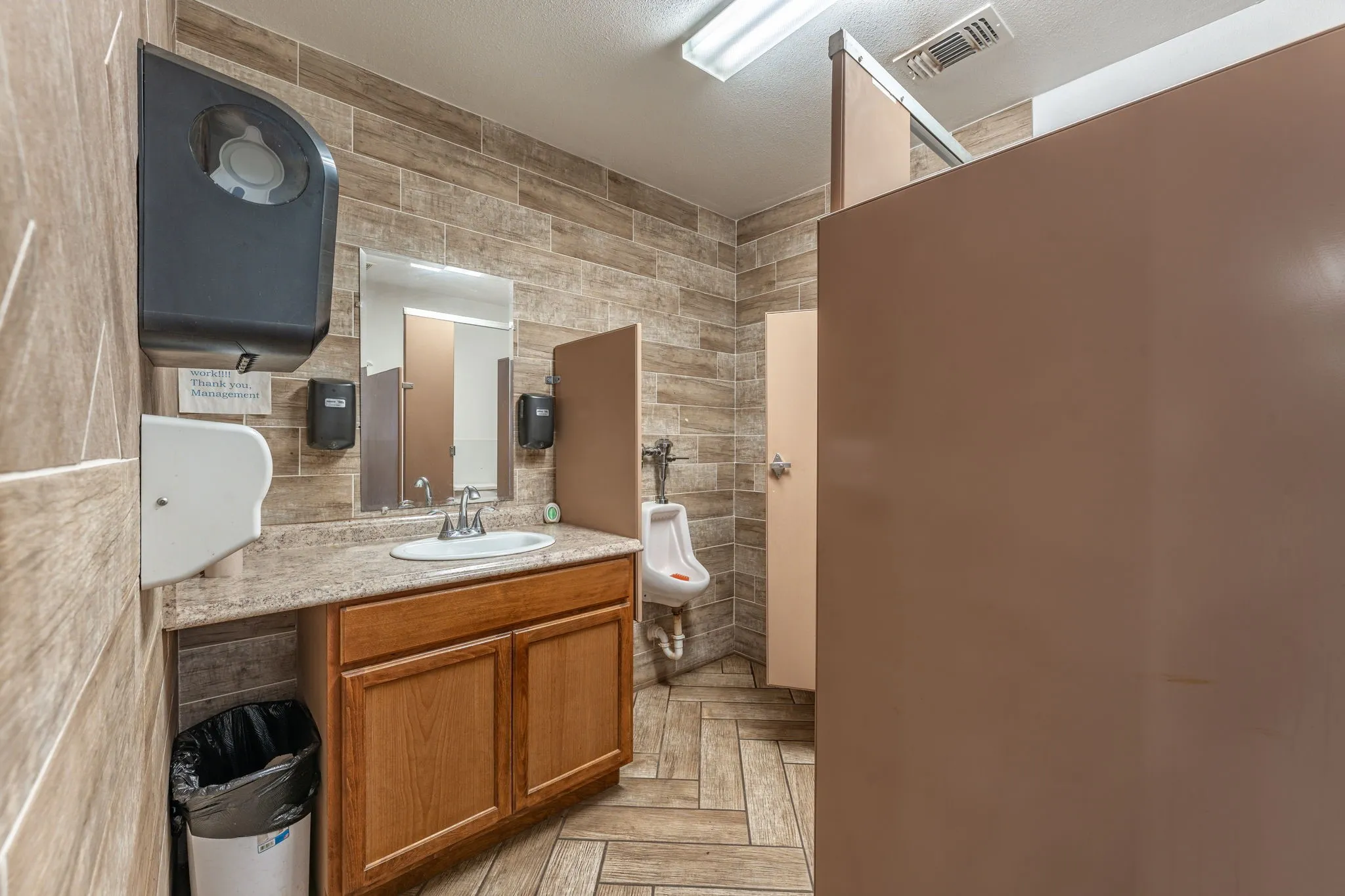 Business For Sale in Comanche County , 901 E Navarro Avenue, De Leon, Texas 76444, 0, 0, Garage spaces, 0 Sqft, built in 2021, mls#21281192, Real Estate Agent in De Leon, Homes For Sale in Comanche county, Homes For Sale in De Leon, Realtor in De Leon Texas, Real Estate Brokerage Independent Realty Texas, Luminita Cordes Realtor