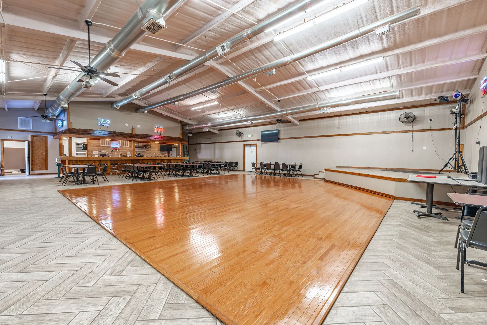 Business For Sale in Comanche County , 901 E Navarro Avenue, De Leon, Texas 76444, 0, 0, Garage spaces, 0 Sqft, built in 2021, mls#21281192, Real Estate Agent in De Leon, Homes For Sale in Comanche county, Homes For Sale in De Leon, Realtor in De Leon Texas, Real Estate Brokerage Independent Realty Texas, Luminita Cordes Realtor