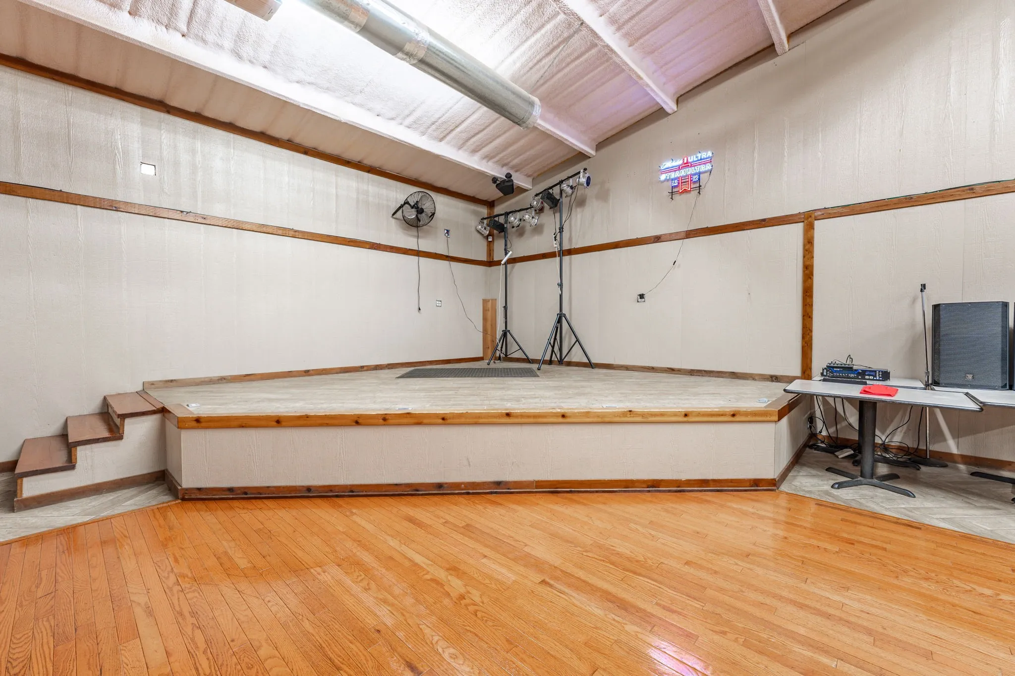 Business For Sale in Comanche County , 901 E Navarro Avenue, De Leon, Texas 76444, 0, 0, Garage spaces, 0 Sqft, built in 2021, mls#21281192, Real Estate Agent in De Leon, Homes For Sale in Comanche county, Homes For Sale in De Leon, Realtor in De Leon Texas, Real Estate Brokerage Independent Realty Texas, Luminita Cordes Realtor