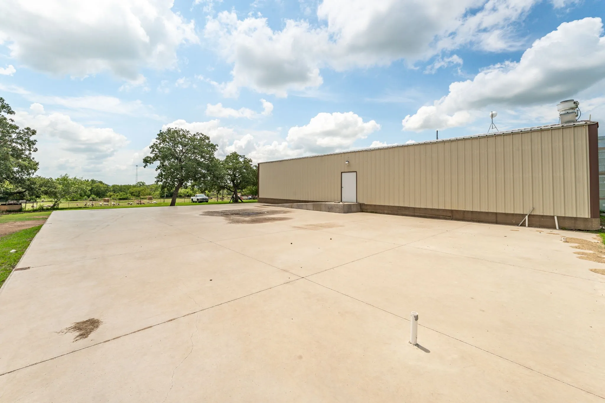 Business For Sale in Comanche County , 901 E Navarro Avenue, De Leon, Texas 76444, 0, 0, Garage spaces, 0 Sqft, built in 2021, mls#21281192, Real Estate Agent in De Leon, Homes For Sale in Comanche county, Homes For Sale in De Leon, Realtor in De Leon Texas, Real Estate Brokerage Independent Realty Texas, Luminita Cordes Realtor