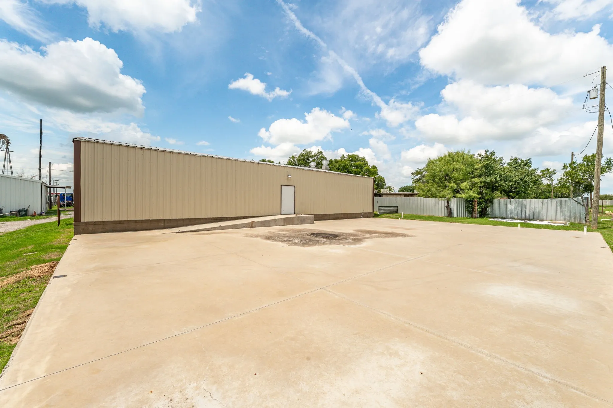 Business For Sale in Comanche County , 901 E Navarro Avenue, De Leon, Texas 76444, 0, 0, Garage spaces, 0 Sqft, built in 2021, mls#21281192, Real Estate Agent in De Leon, Homes For Sale in Comanche county, Homes For Sale in De Leon, Realtor in De Leon Texas, Real Estate Brokerage Independent Realty Texas, Luminita Cordes Realtor