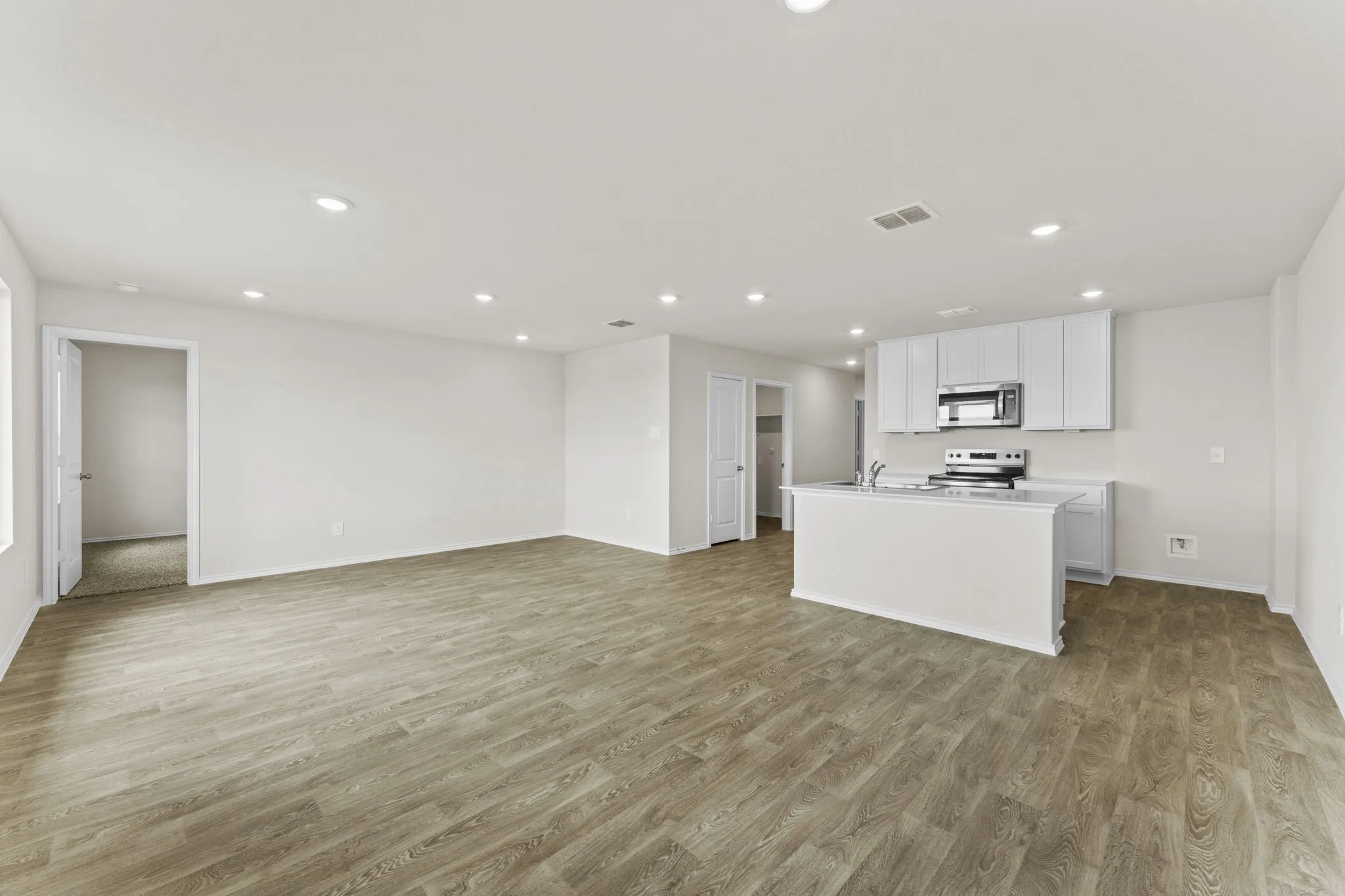 Single Family Residence For Sale in Guadalupe County , 915 Prince Albert, Seguin, Texas 78155, 4 Bedrooms, 2 Bathrooms, 2 Garage spaces, 1,476 Sqft, built in 2025, Price $264,500, mls#21282990, Real Estate Agent in Seguin, Homes For Sale in Guadalupe county, Homes For Sale in Seguin, Realtor in Seguin Texas, Real Estate Brokerage Independent Realty Texas, Luminita Cordes Realtor