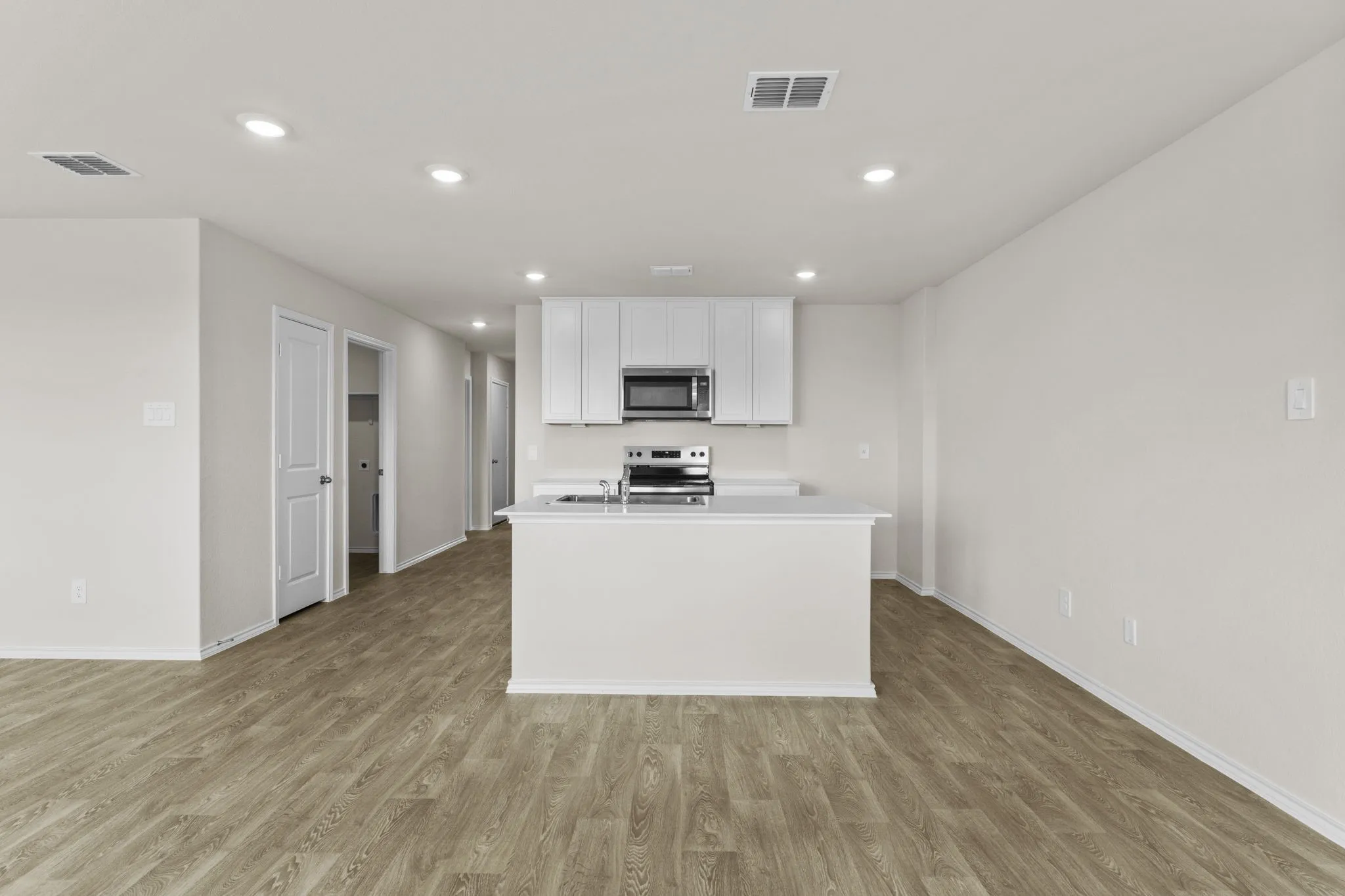 Single Family Residence For Sale in Guadalupe County , 915 Prince Albert, Seguin, Texas 78155, 4 Bedrooms, 2 Bathrooms, 2 Garage spaces, 1,476 Sqft, built in 2025, Price $264,500, mls#21282990, Real Estate Agent in Seguin, Homes For Sale in Guadalupe county, Homes For Sale in Seguin, Realtor in Seguin Texas, Real Estate Brokerage Independent Realty Texas, Luminita Cordes Realtor