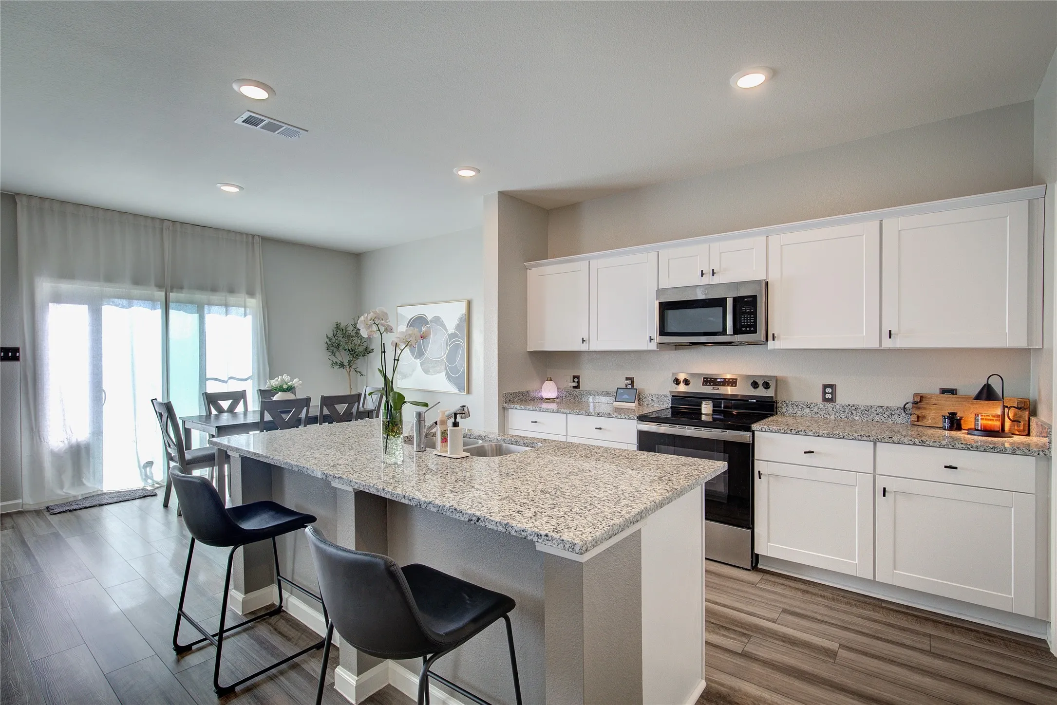 Single Family Residence For Rent in Kaufman County , 1804 Mccree Street, Forney, Texas 75126, 4 Bedroom, 3 Bathroom, 2 Garage spaces, 2,346 Sqft, built in 2024, mls#21281905, Real Estate Agent in Forney, Homes For Rent in Kaufman county, Homes For Rent in Forney, Realtor in Forney Texas, Real Estate Brokerage Independent Realty Texas, Luminita Cordes Realtor