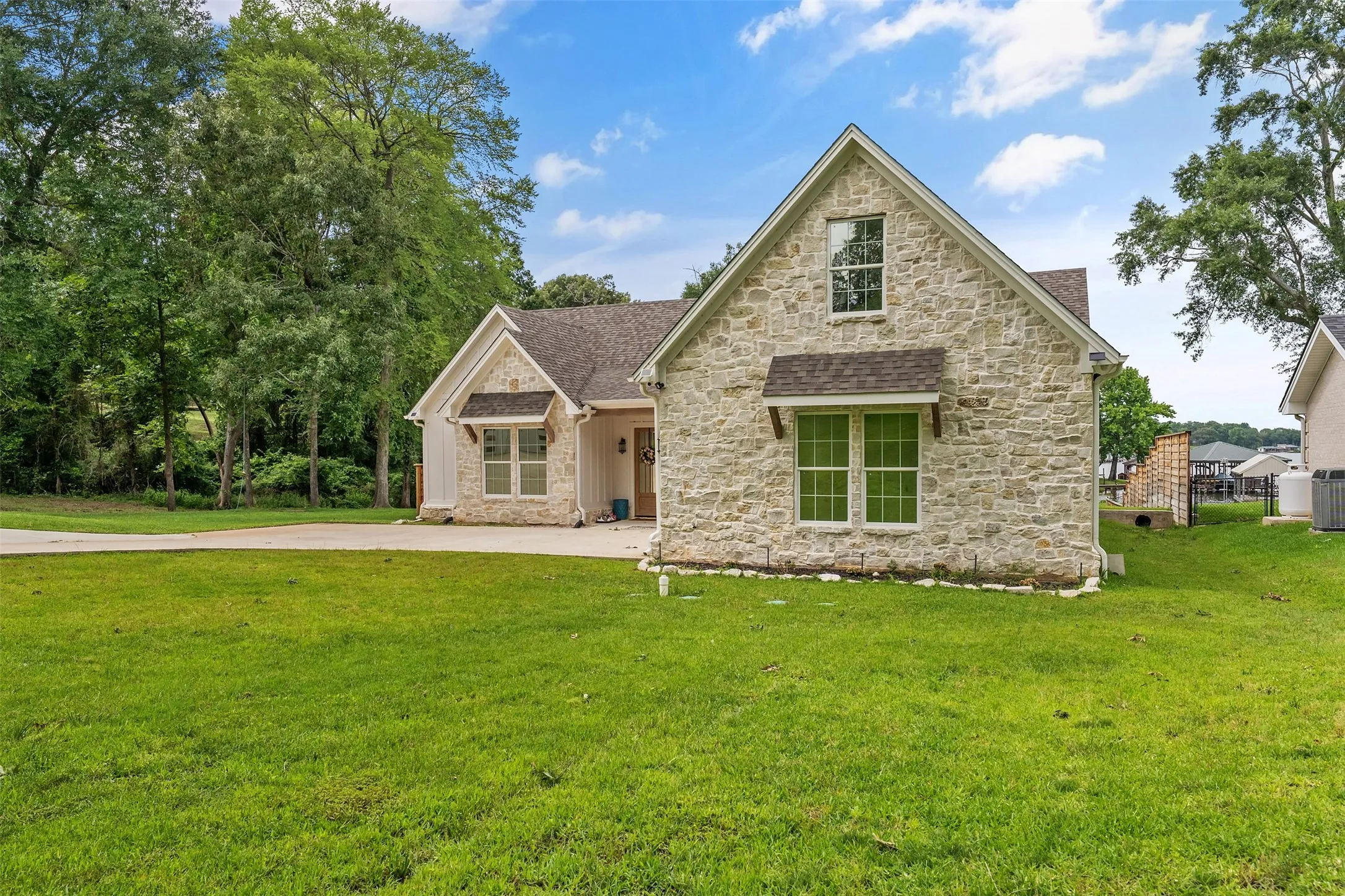 Single Family Residence For Sale in Smith County , 16837 Wilson, Tyler, Texas 75707, 5 Bedroom, 2 Bathroom, Garage spaces, 2,540 Sqft, built in 2024, mls#21282503, Real Estate Agent in Tyler, Homes For Sale in Smith county, Homes For Sale in Tyler, Realtor in Tyler Texas, Real Estate Brokerage Independent Realty Texas, Luminita Cordes Realtor